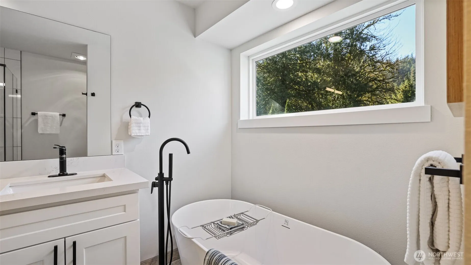 11006 325th Avenue SE, Issaquah, WA 98027