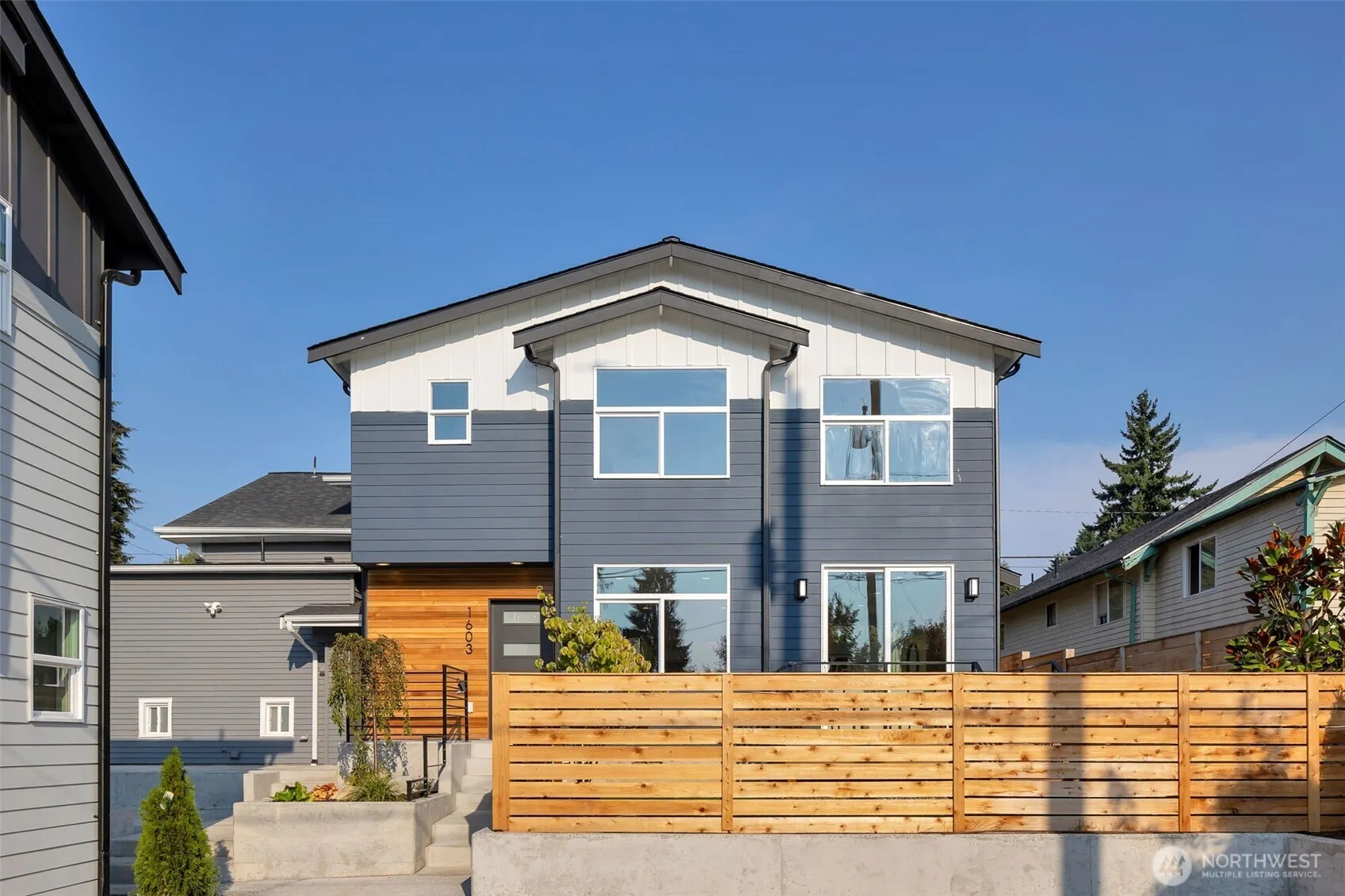 1603 SW Kenyon Street , Seattle, WA 98106