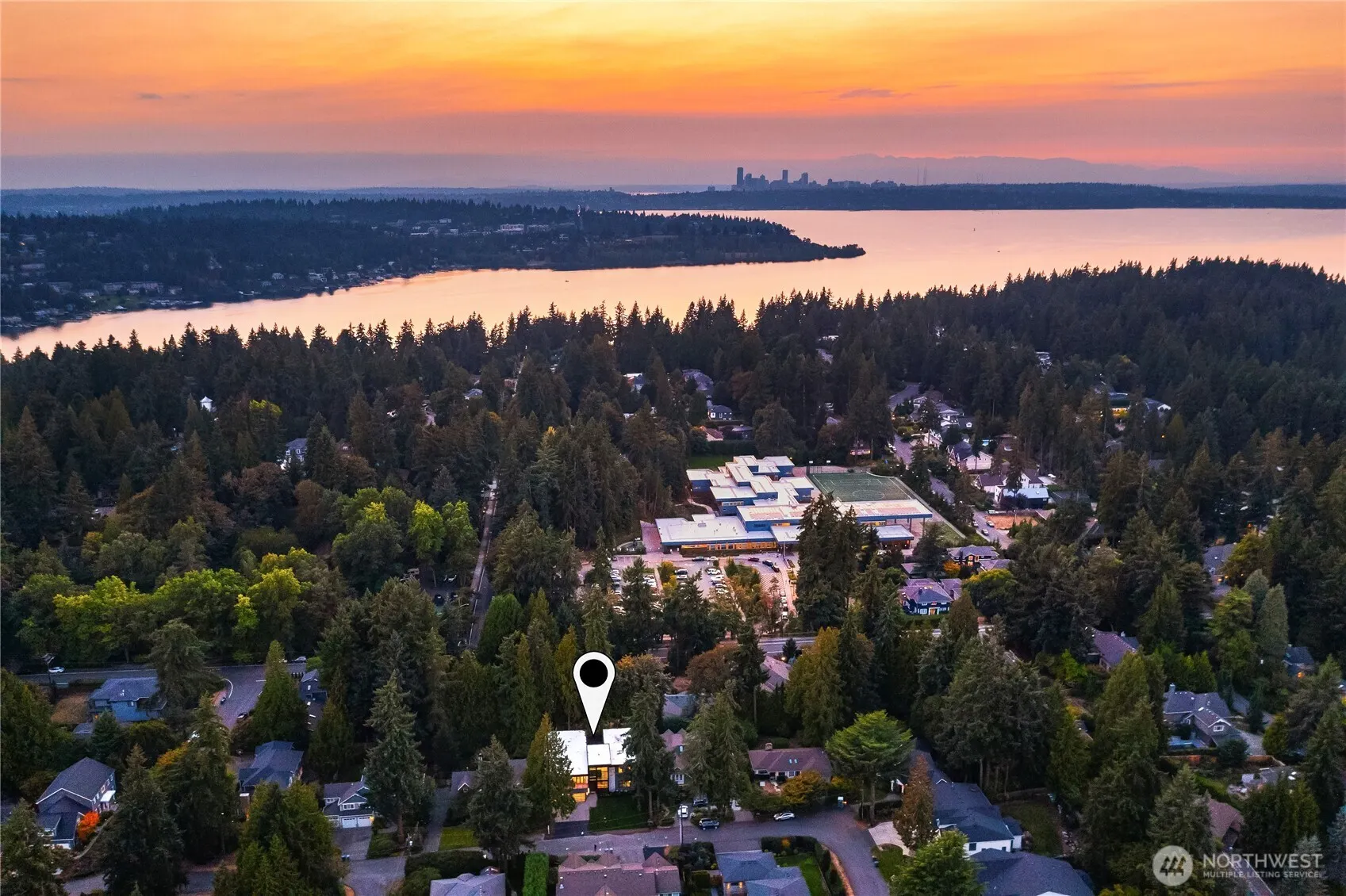 2435 109th Avenue SE, Bellevue, WA 98004