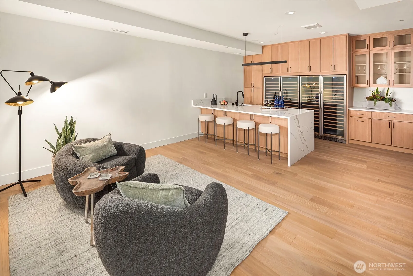 2435 109th Avenue SE, Bellevue, WA 98004