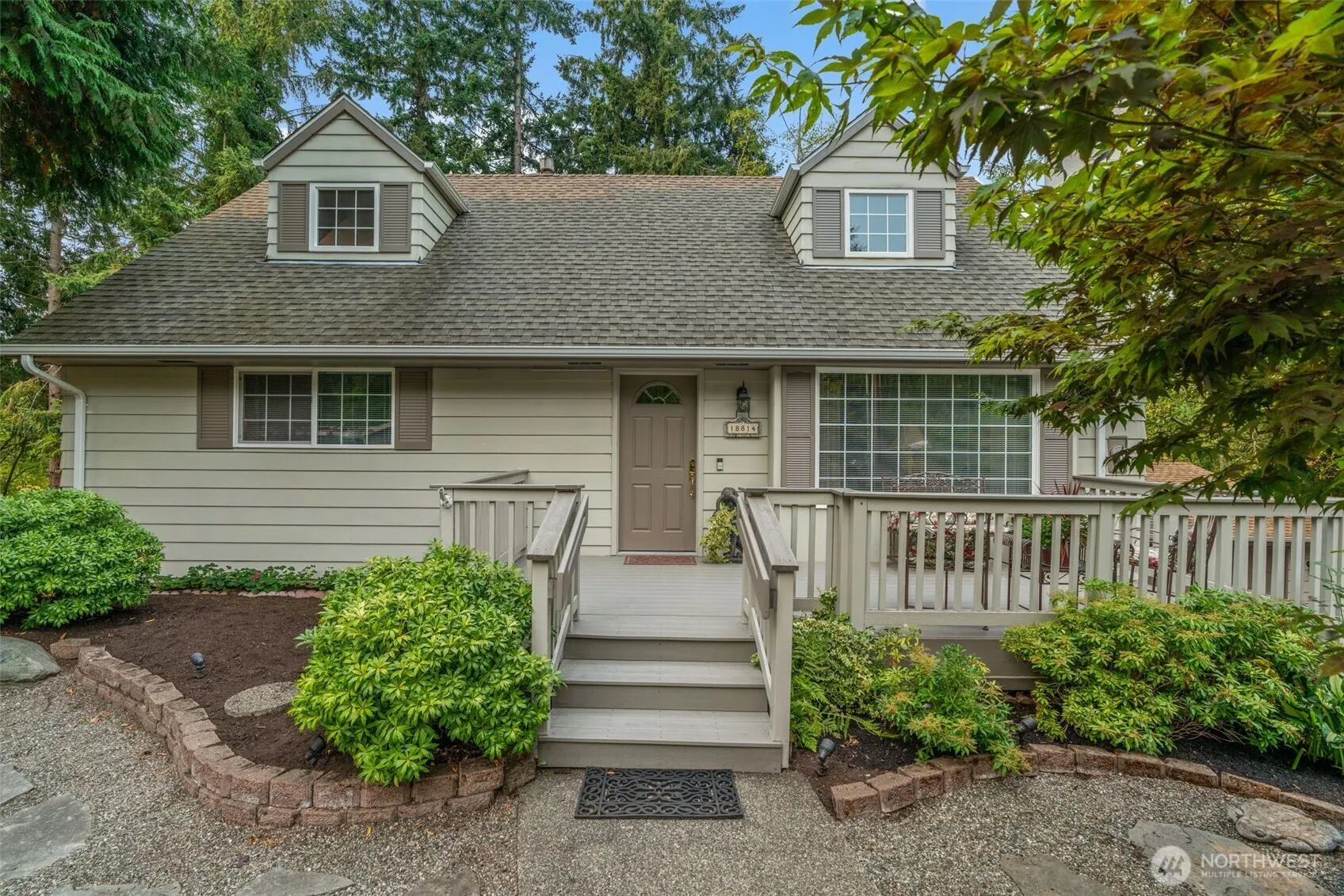 18814 75th Avenue W, Lynnwood, WA 98036