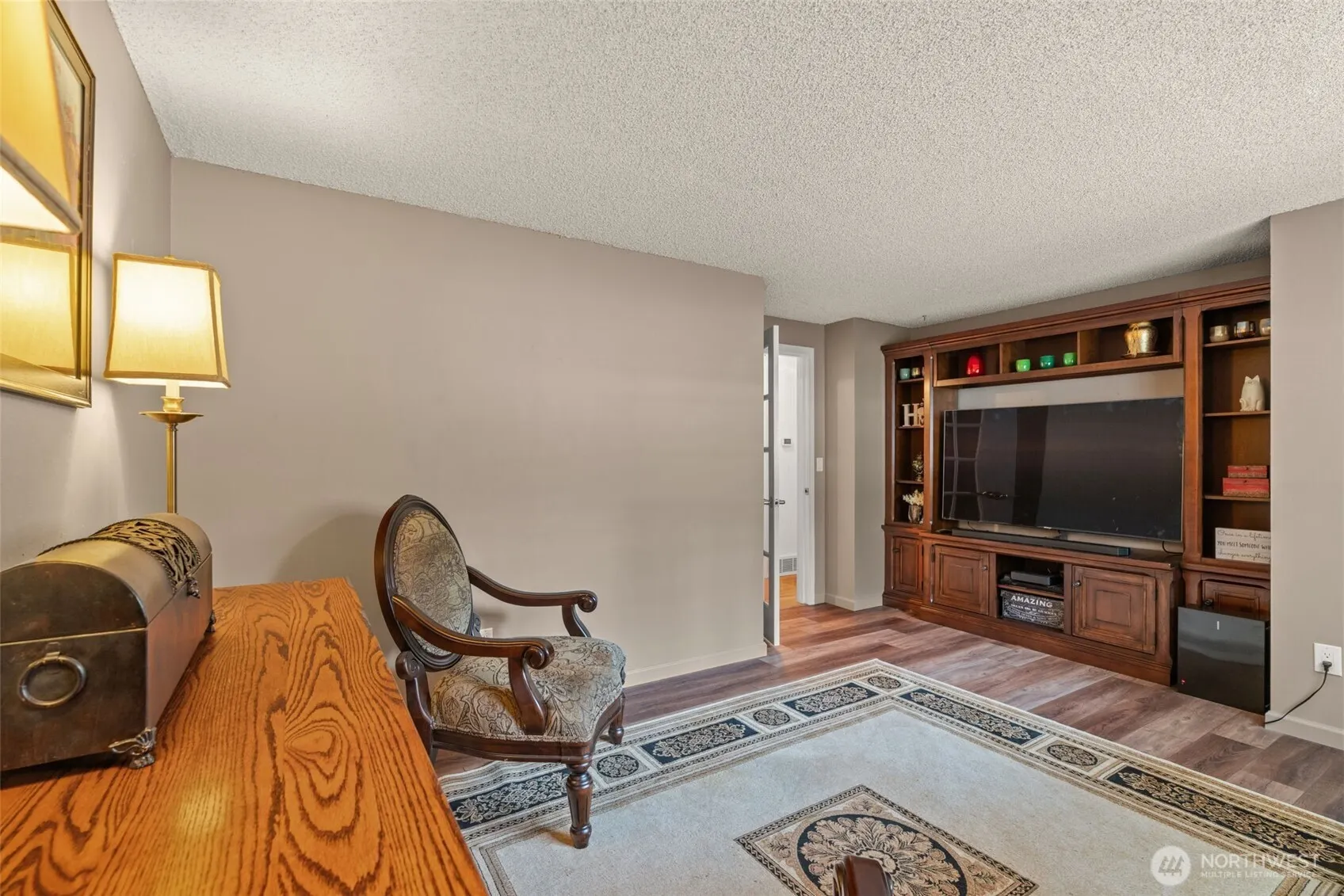 18814 75th Avenue W, Lynnwood, WA 98036