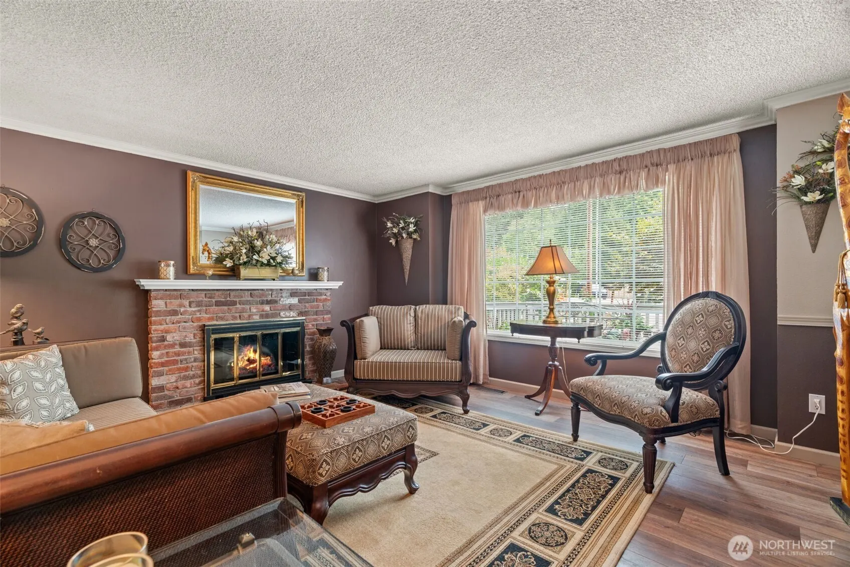 18814 75th Avenue W, Lynnwood, WA 98036