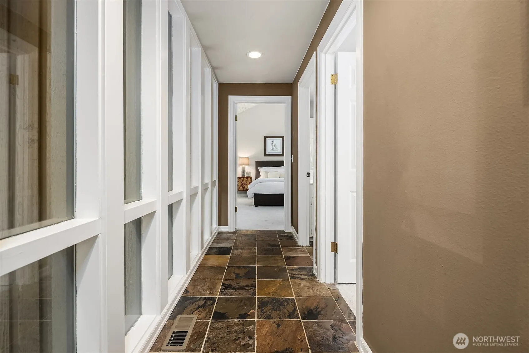 2410 Sahalee Drive W, Sammamish, WA 98074