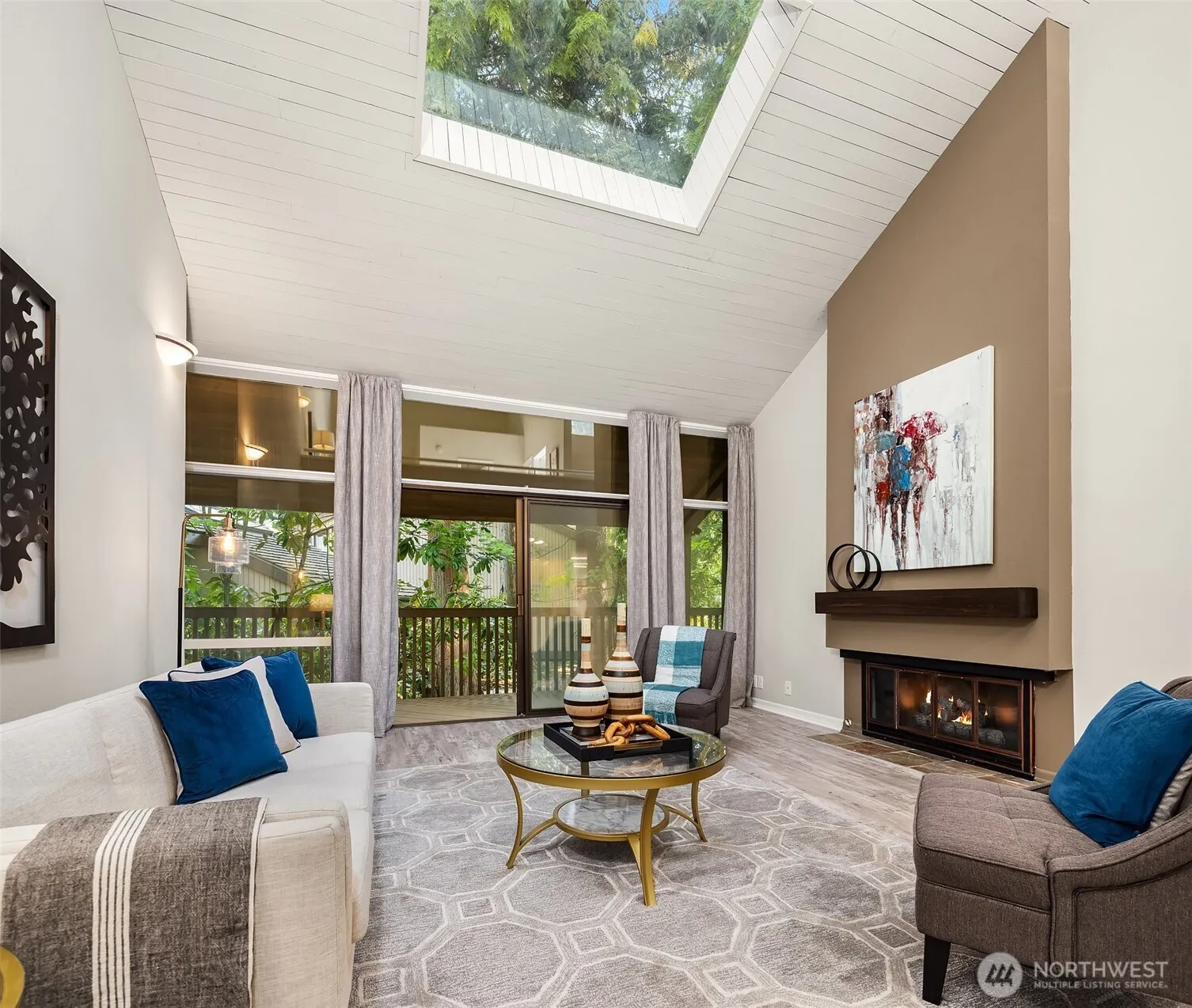 2410 Sahalee Drive W, Sammamish, WA 98074