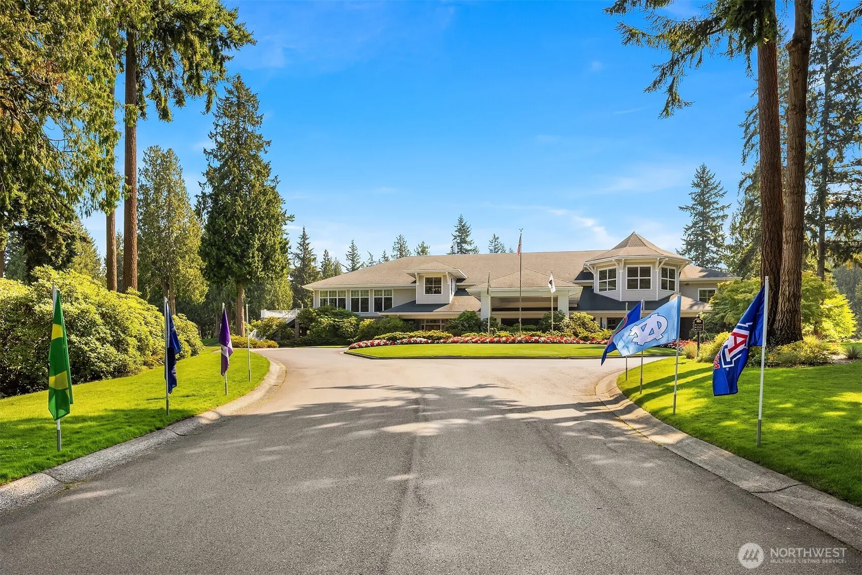2410 Sahalee Drive W, Sammamish, WA 98074