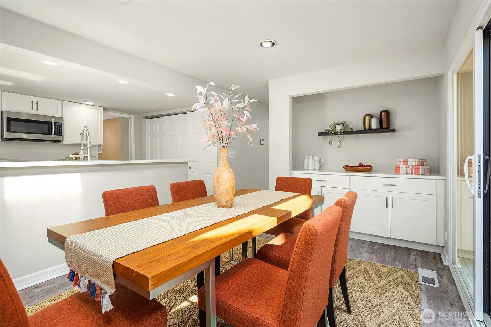 2410 Sahalee Drive W, Sammamish, WA 98074