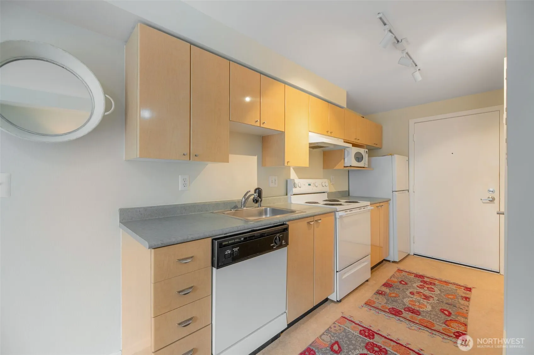 425 Vine Street #623, Seattle, WA 98121-1593
