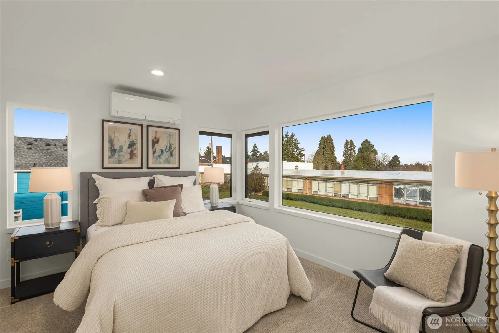 9221 C 14th Avenue NW, Seattle, WA 98117