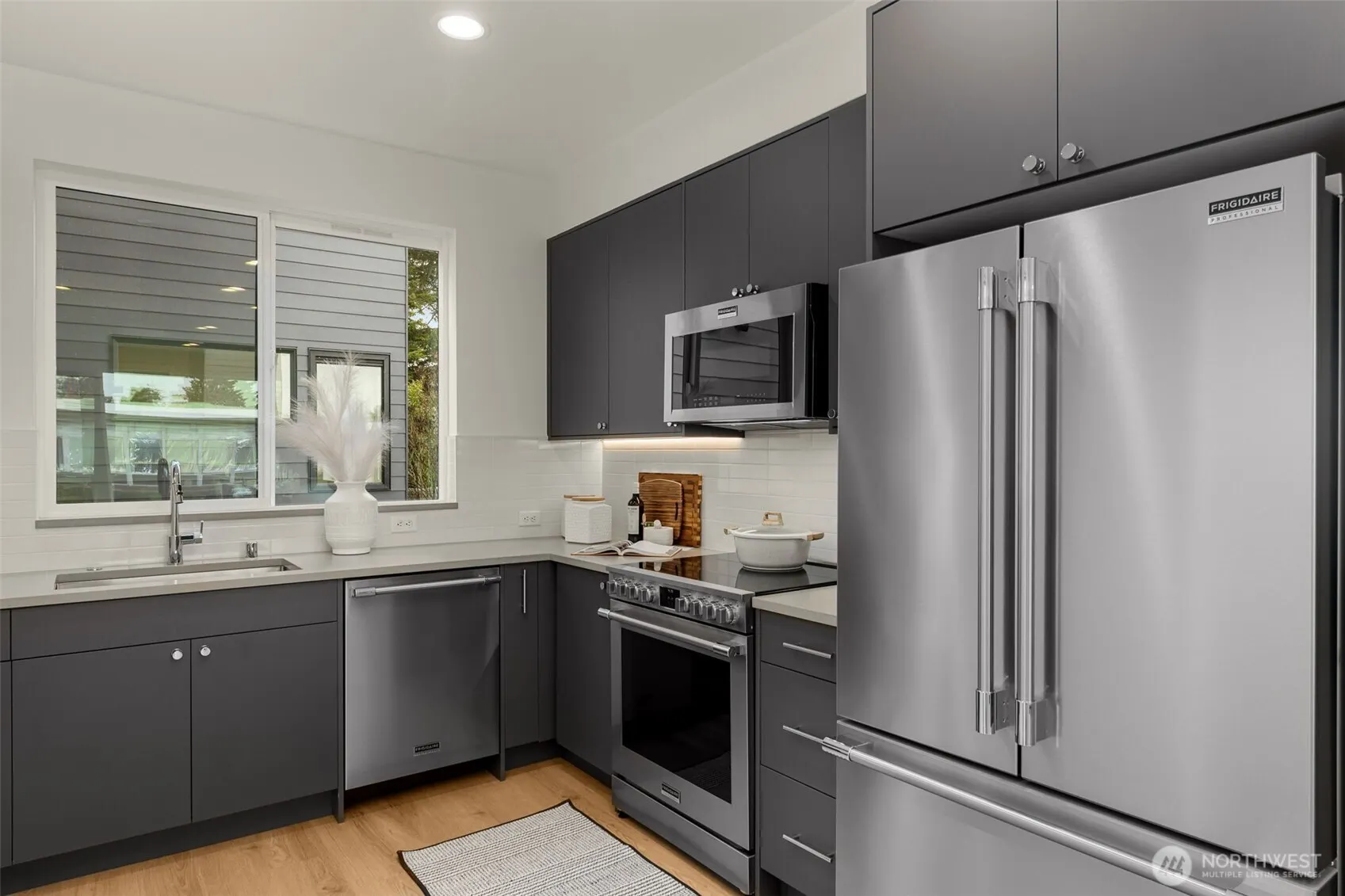 9221 C 14th Avenue NW, Seattle, WA 98117