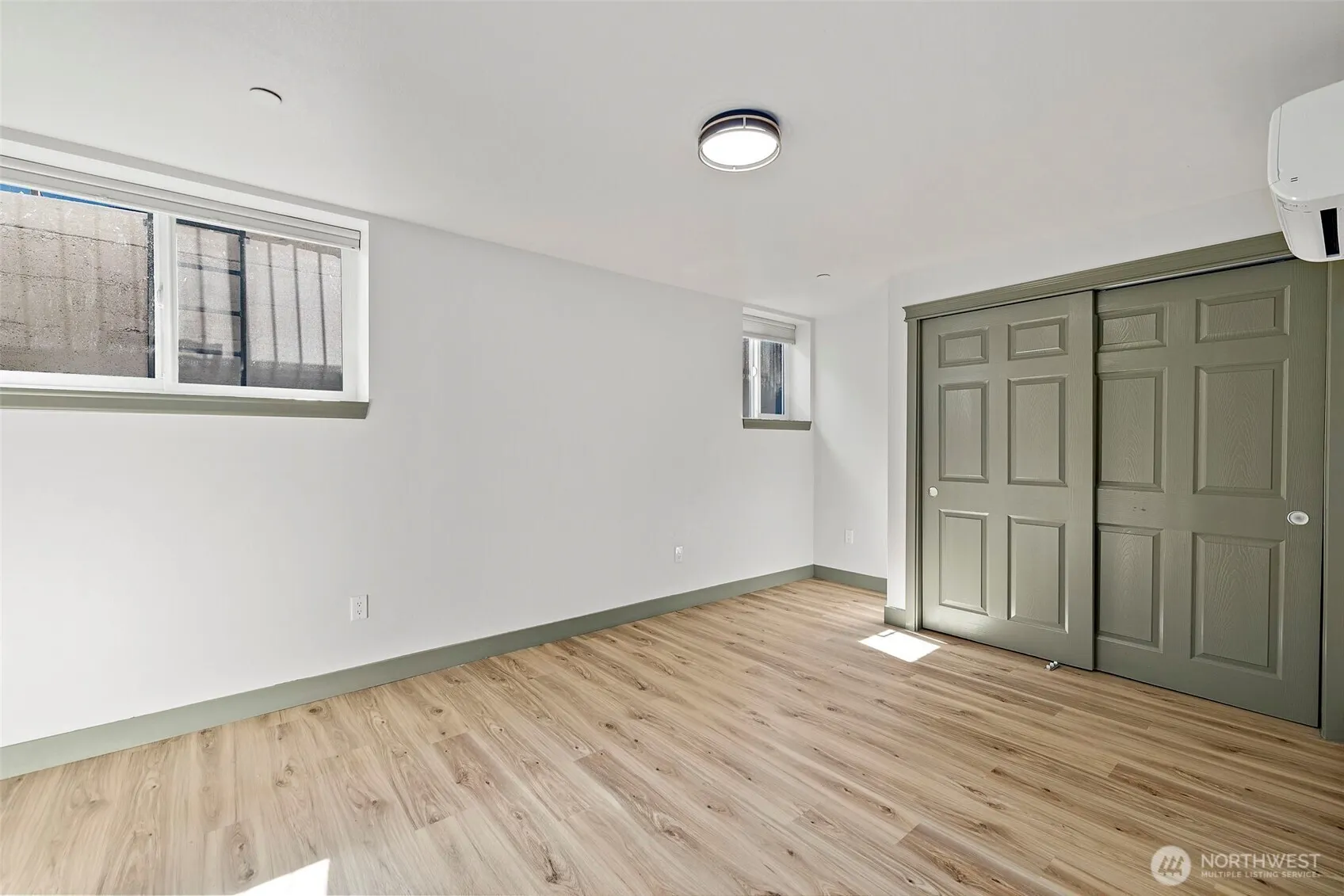 1008 E Guiberson Street , Kent, WA 98030
