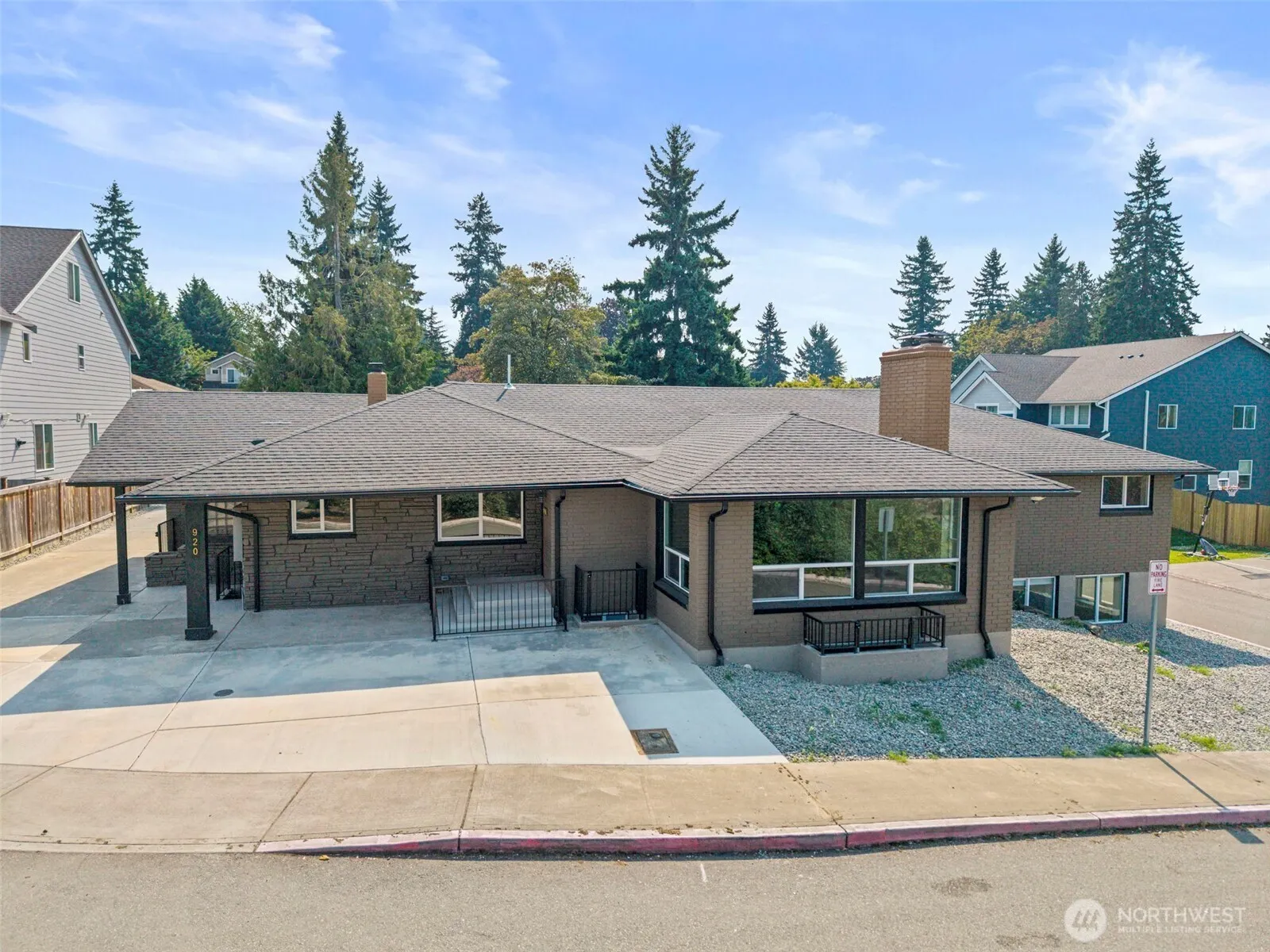 1008 E Guiberson Street , Kent, WA 98030
