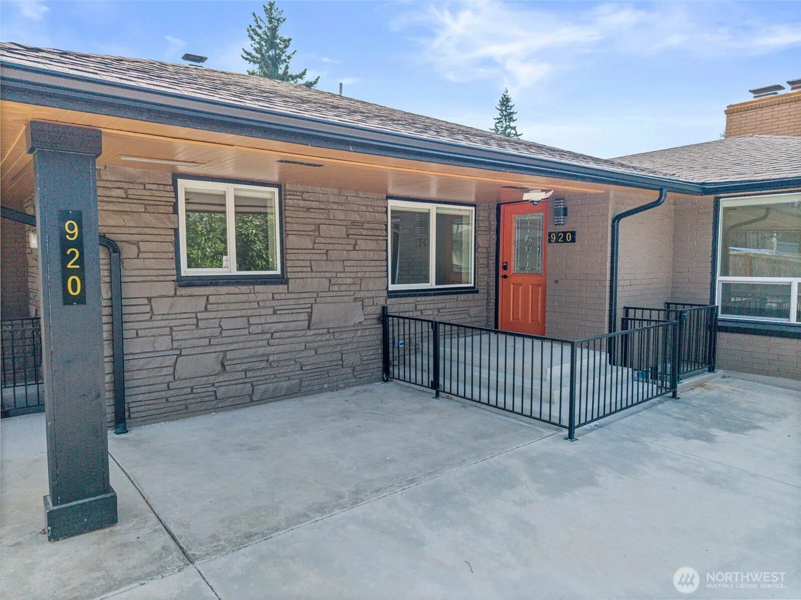1008 E Guiberson Street , Kent, WA 98030