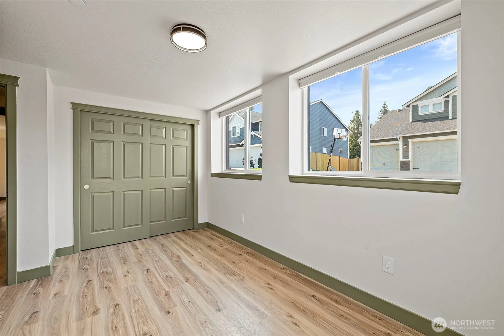 1008 E Guiberson Street , Kent, WA 98030