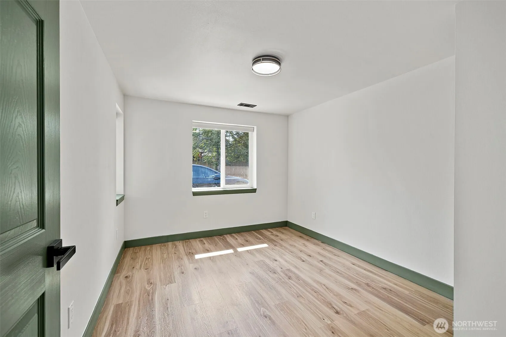 1008 E Guiberson Street , Kent, WA 98030