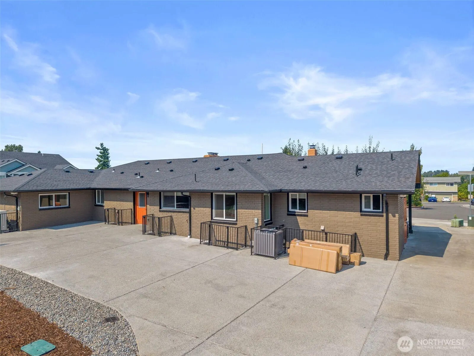 1008 E Guiberson Street , Kent, WA 98030