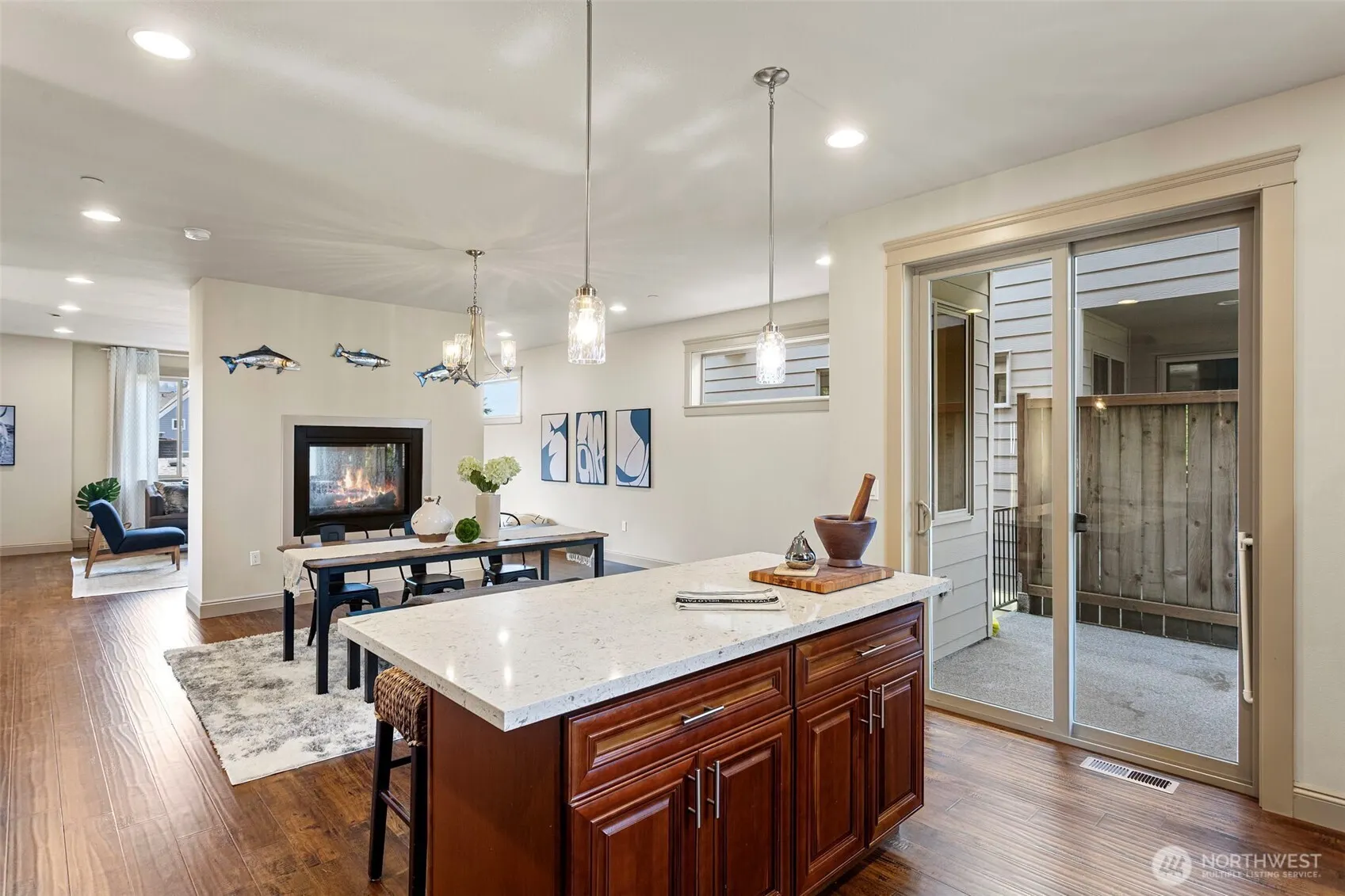 553 SE Andrews Street #B, Issaquah, WA 98027-3411