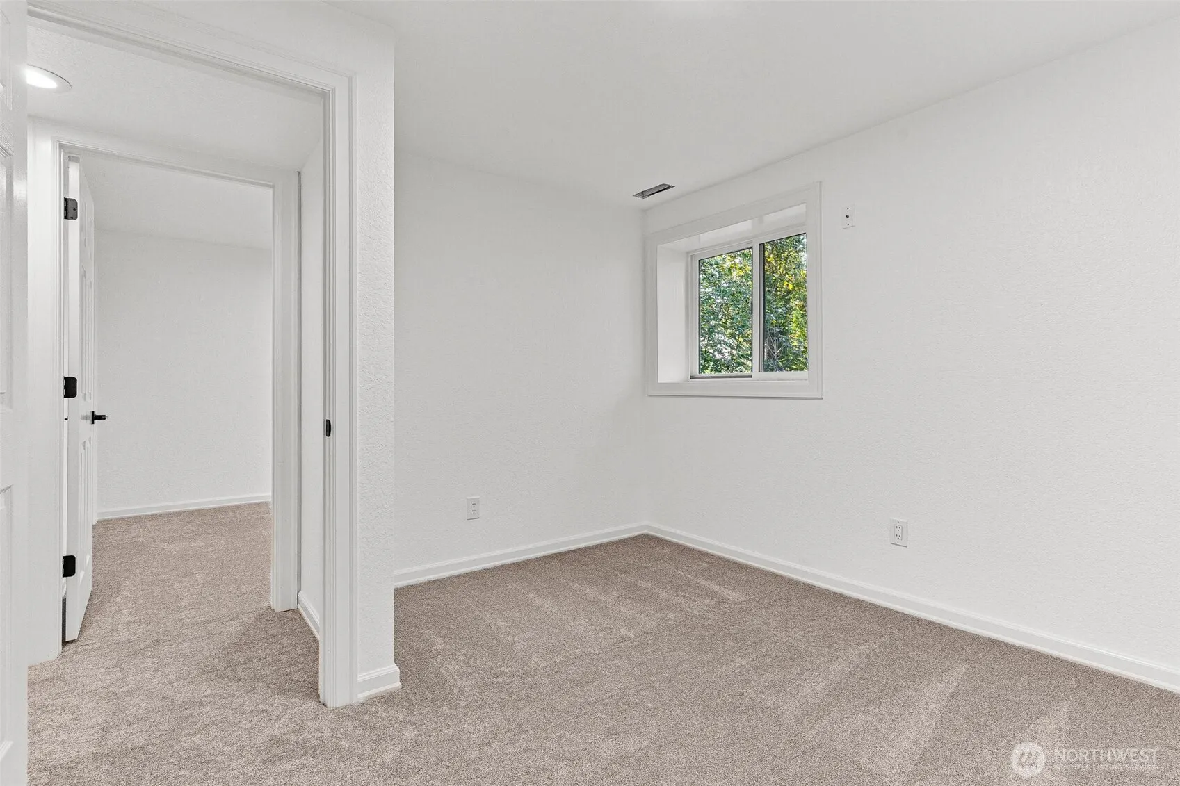 13206 SE 51st Place , Bellevue, WA 98006