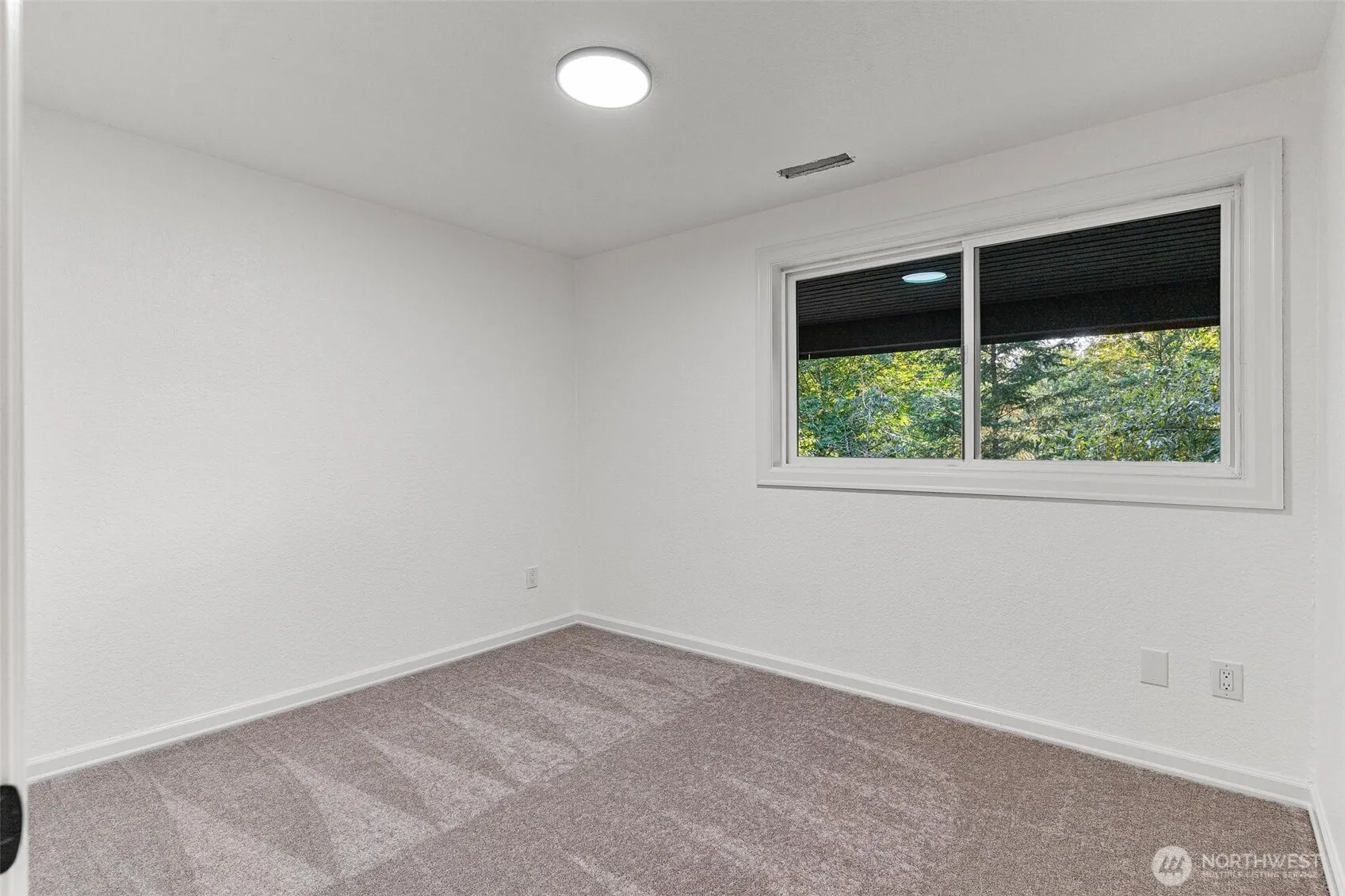 13206 SE 51st Place , Bellevue, WA 98006