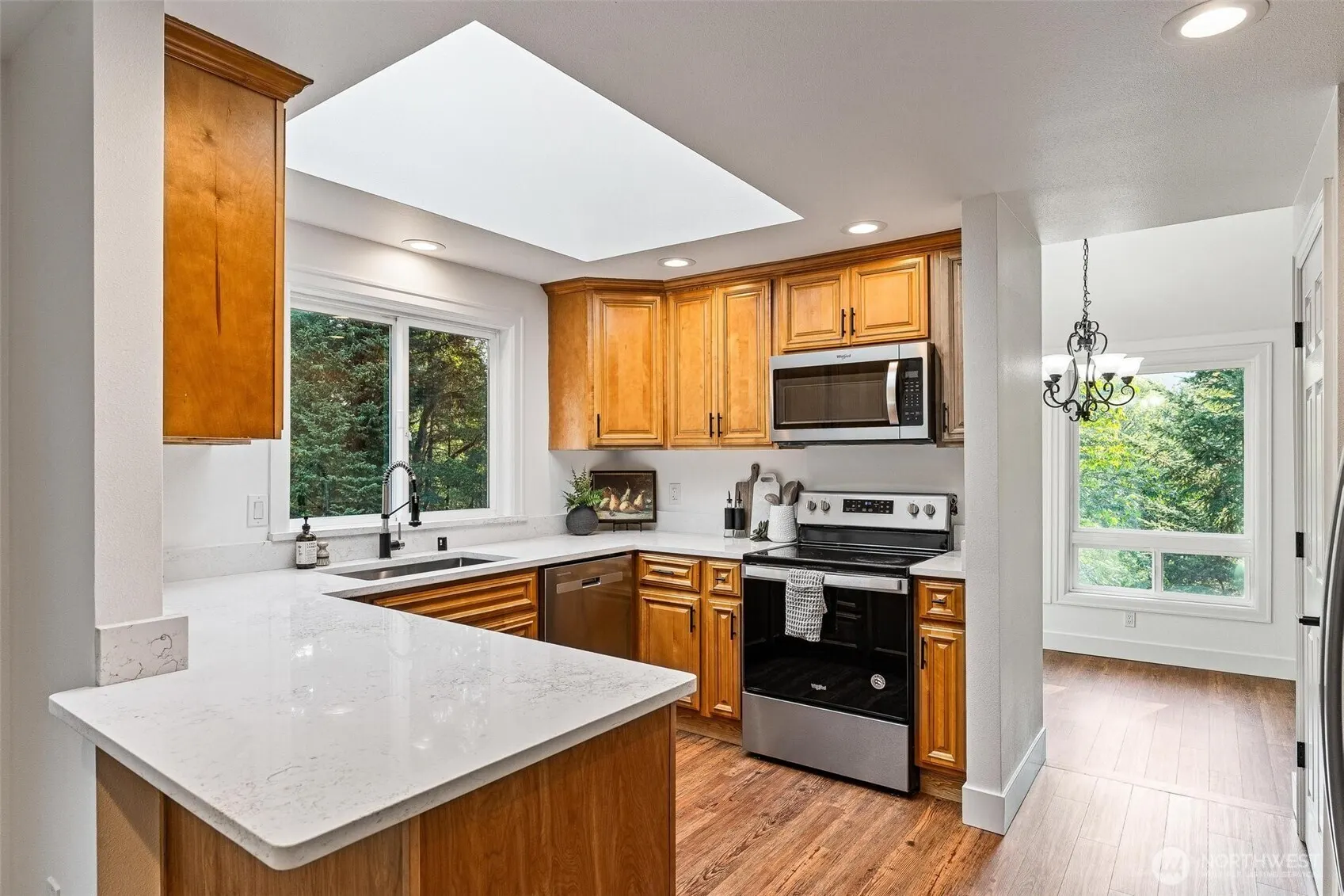 13206 SE 51st Place , Bellevue, WA 98006