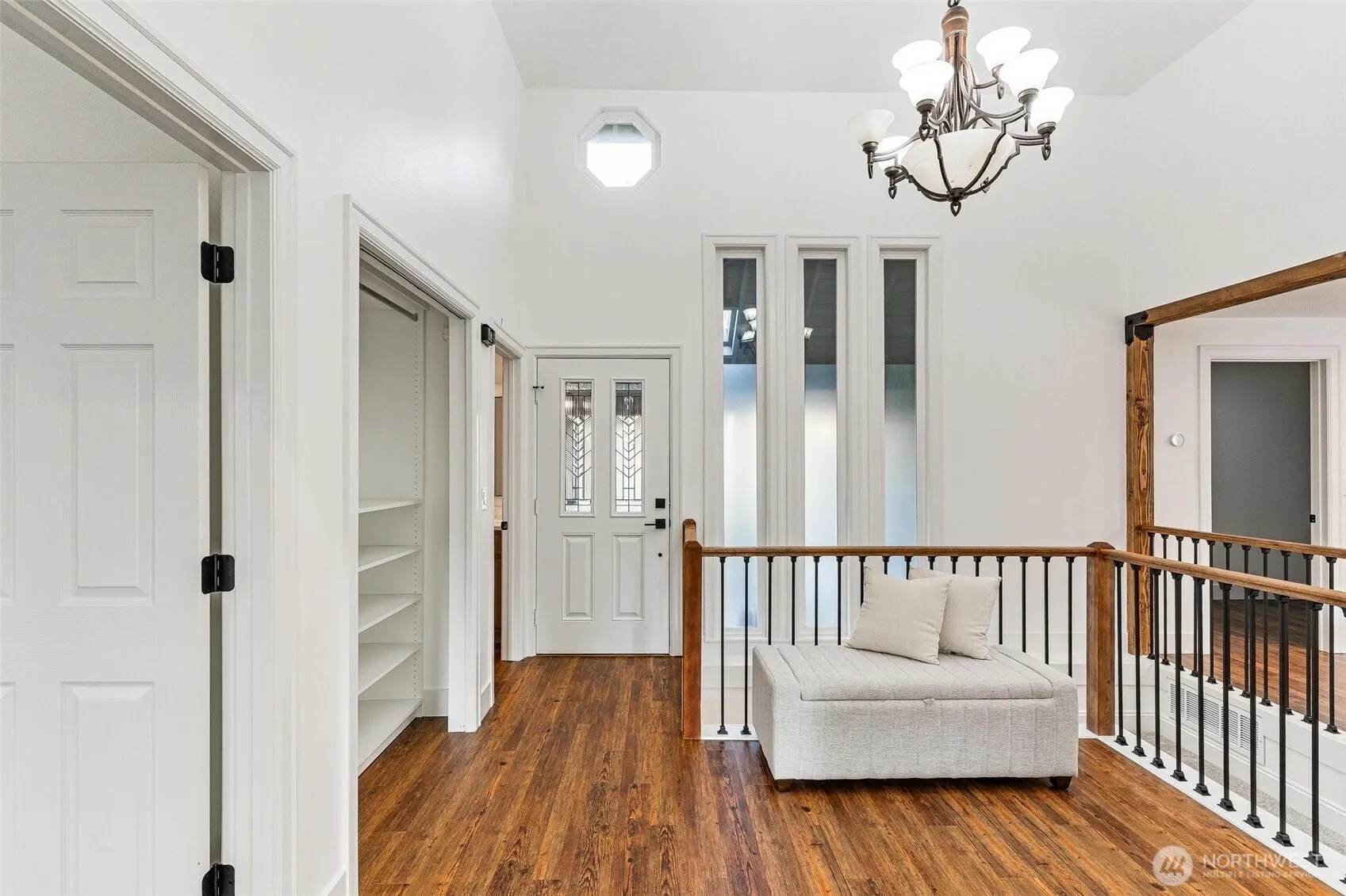 13206 SE 51st Place , Bellevue, WA 98006