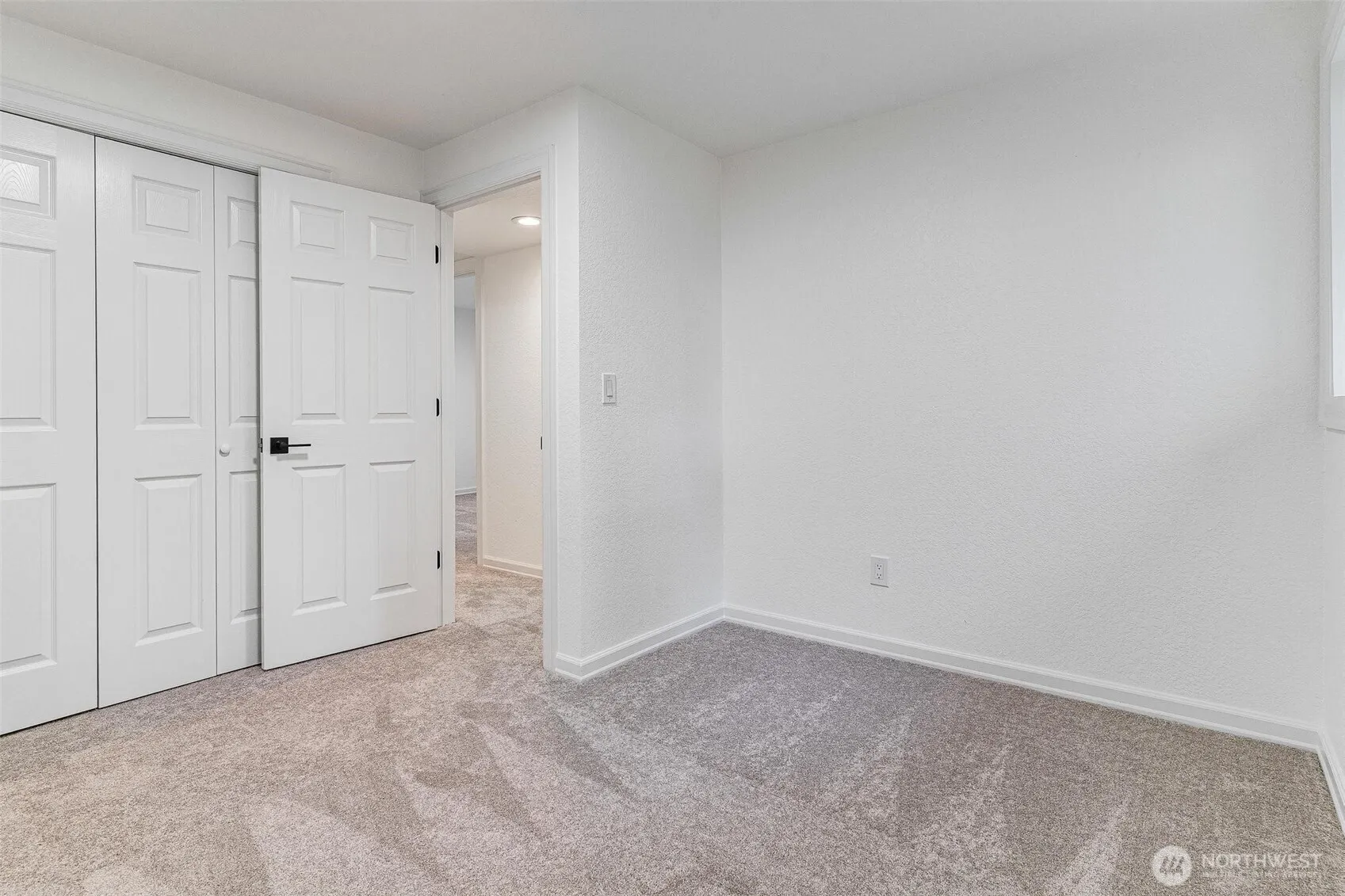 13206 SE 51st Place , Bellevue, WA 98006