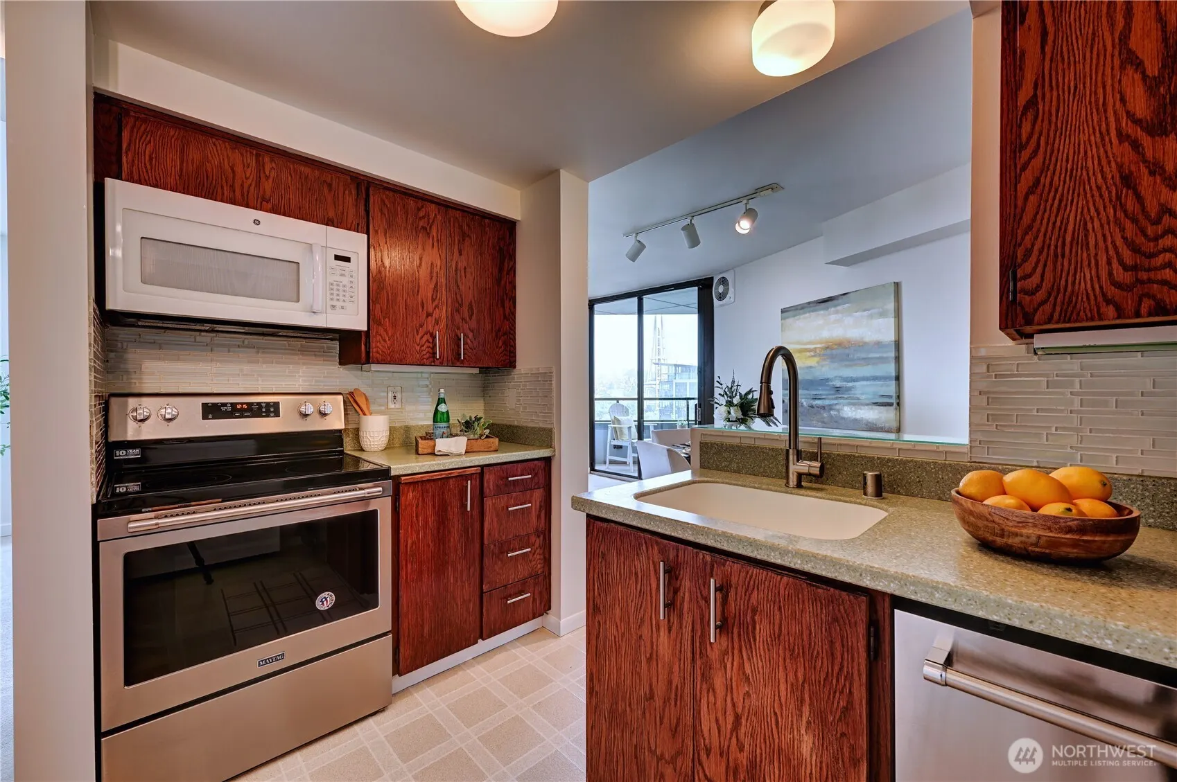 2621 2nd Avenue #1503, Seattle, WA 98121