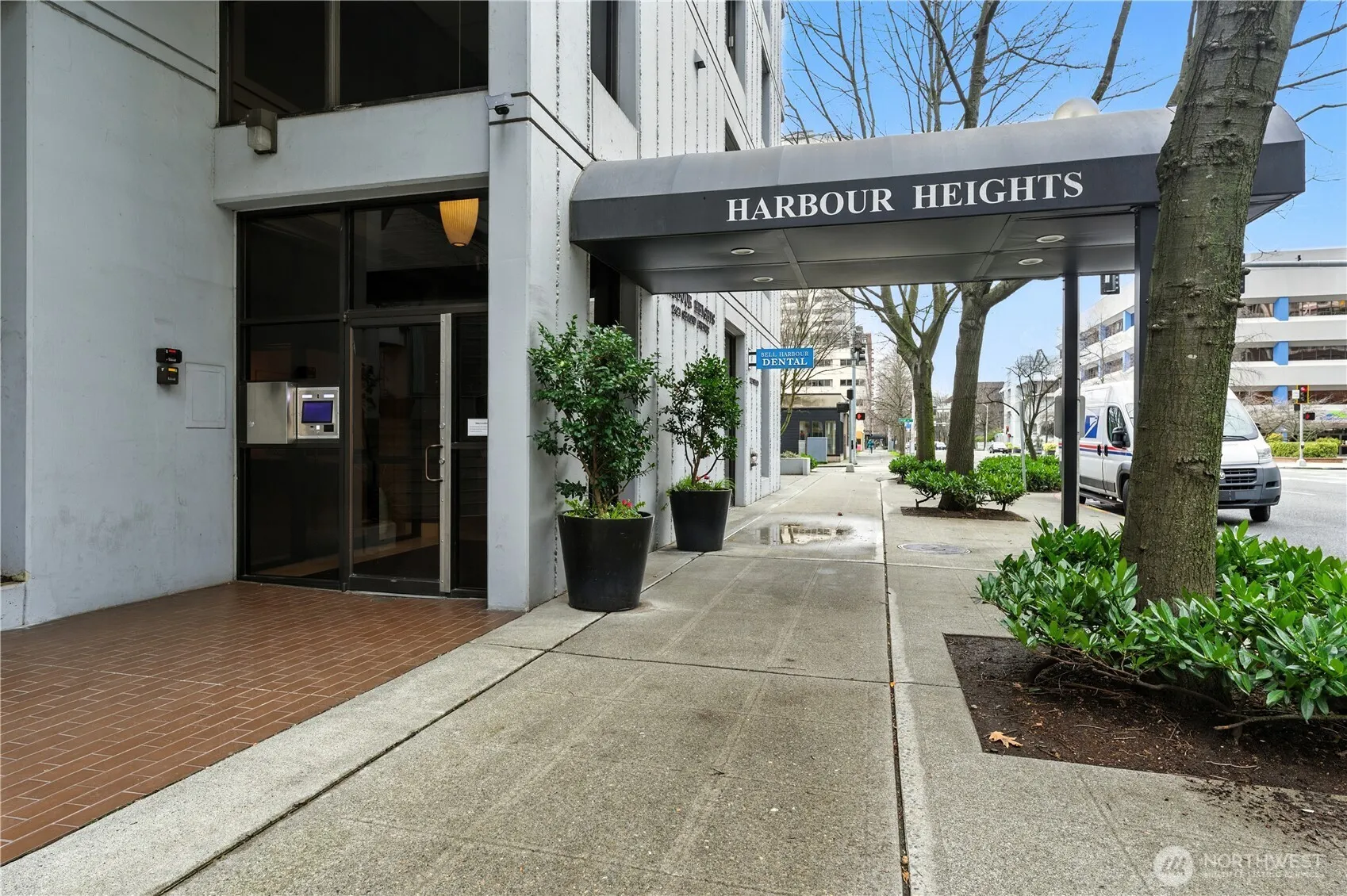 2621 2nd Avenue #1503, Seattle, WA 98121