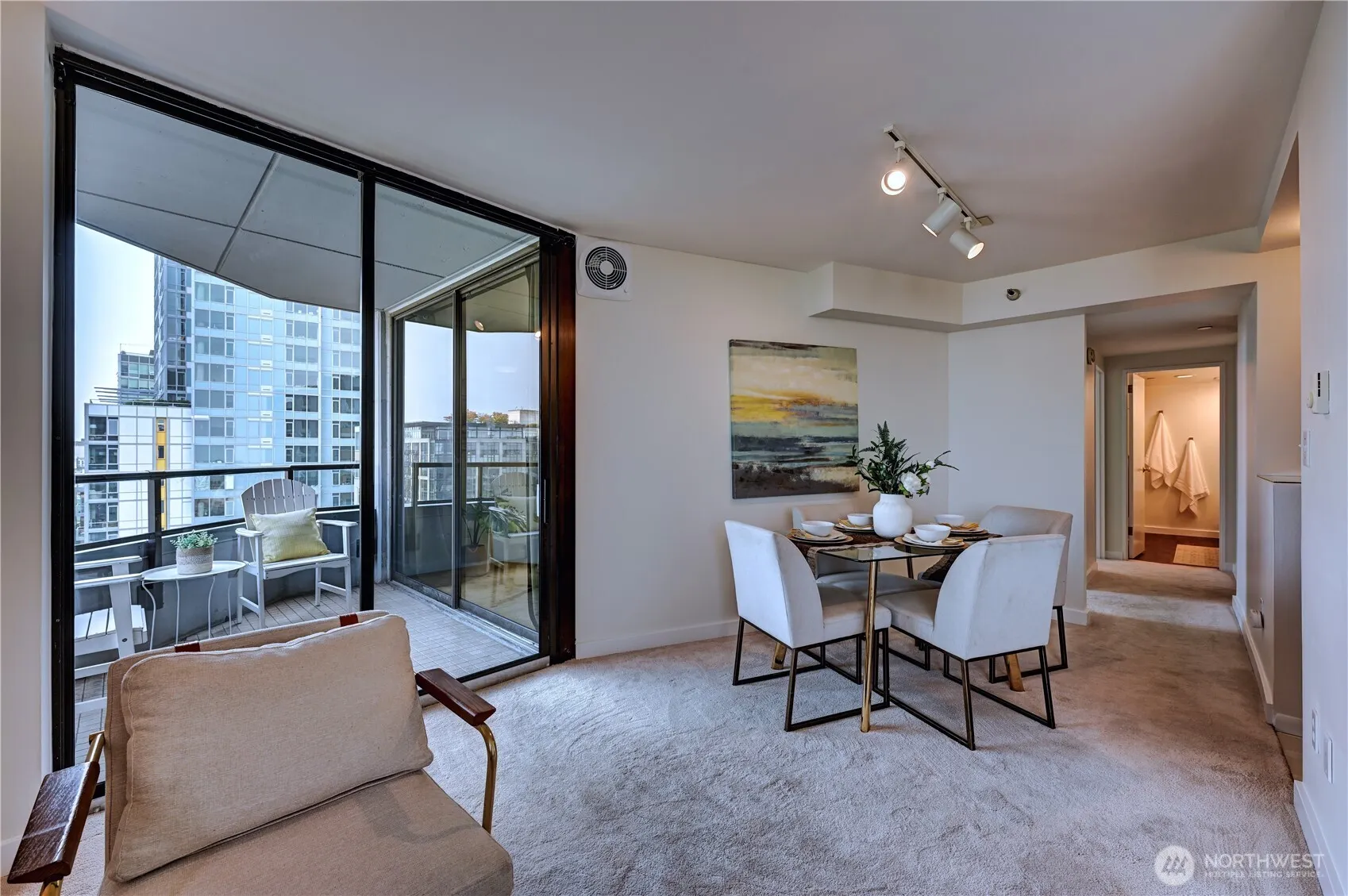 2621 2nd Avenue #1503, Seattle, WA 98121