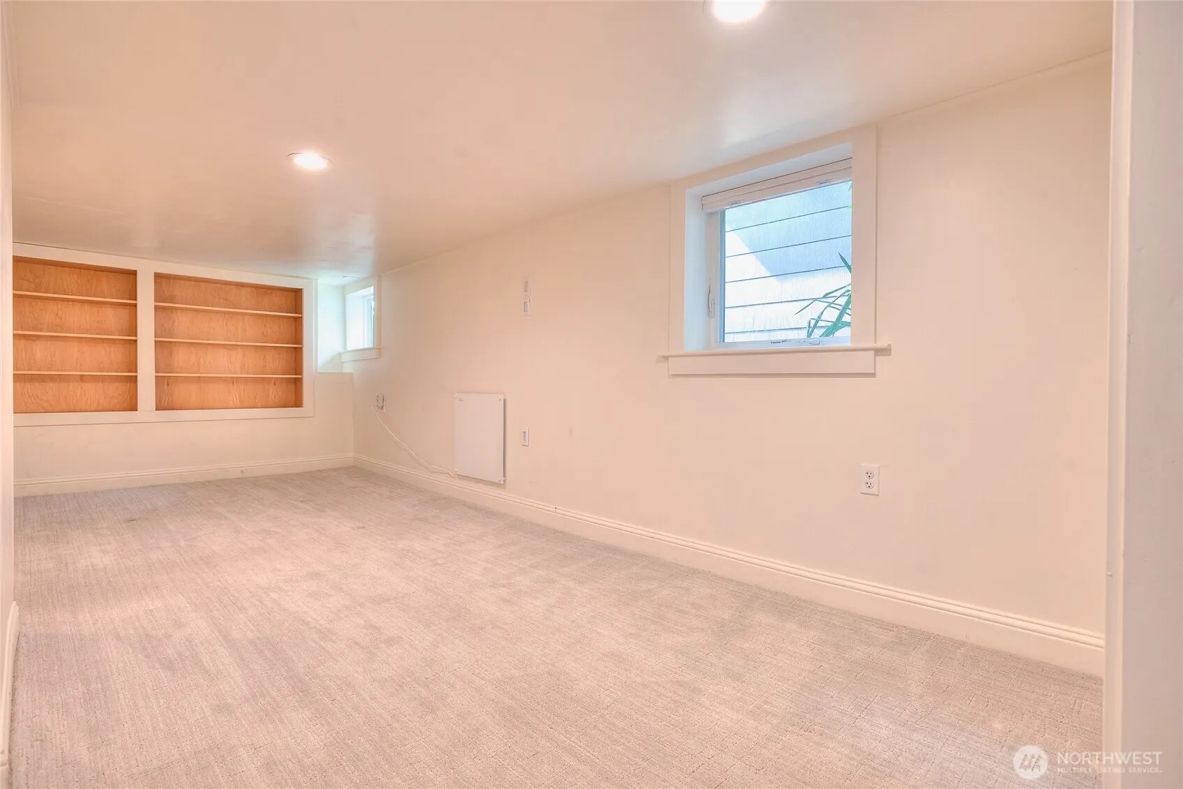 154 NE 52nd Street , Seattle, WA 98105