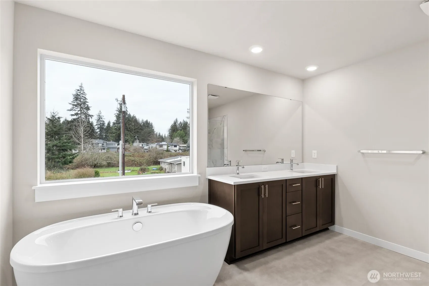 13555 NE 104th Way #47, Kirkland, WA 98033