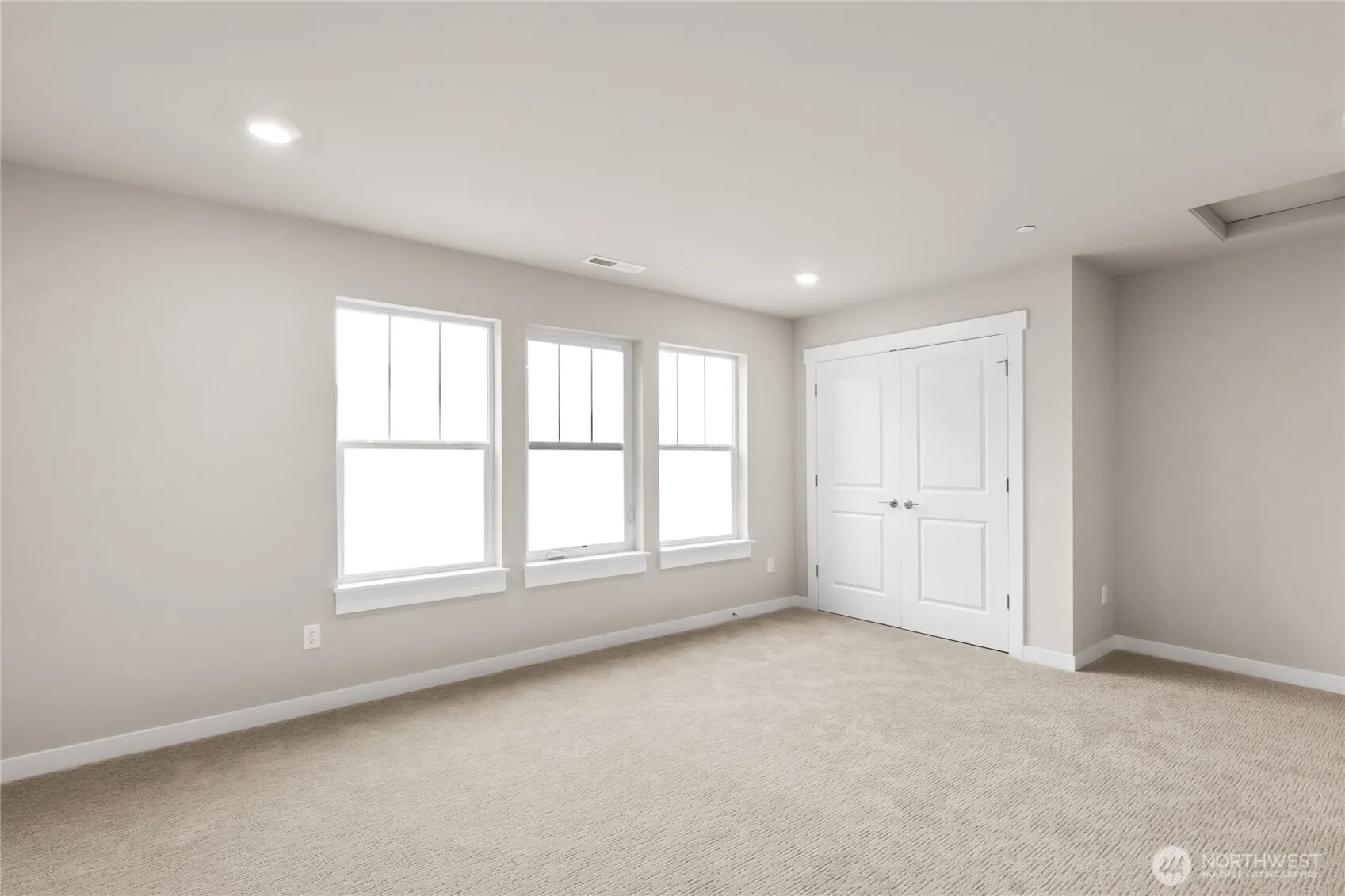 13555 NE 104th Way #47, Kirkland, WA 98033