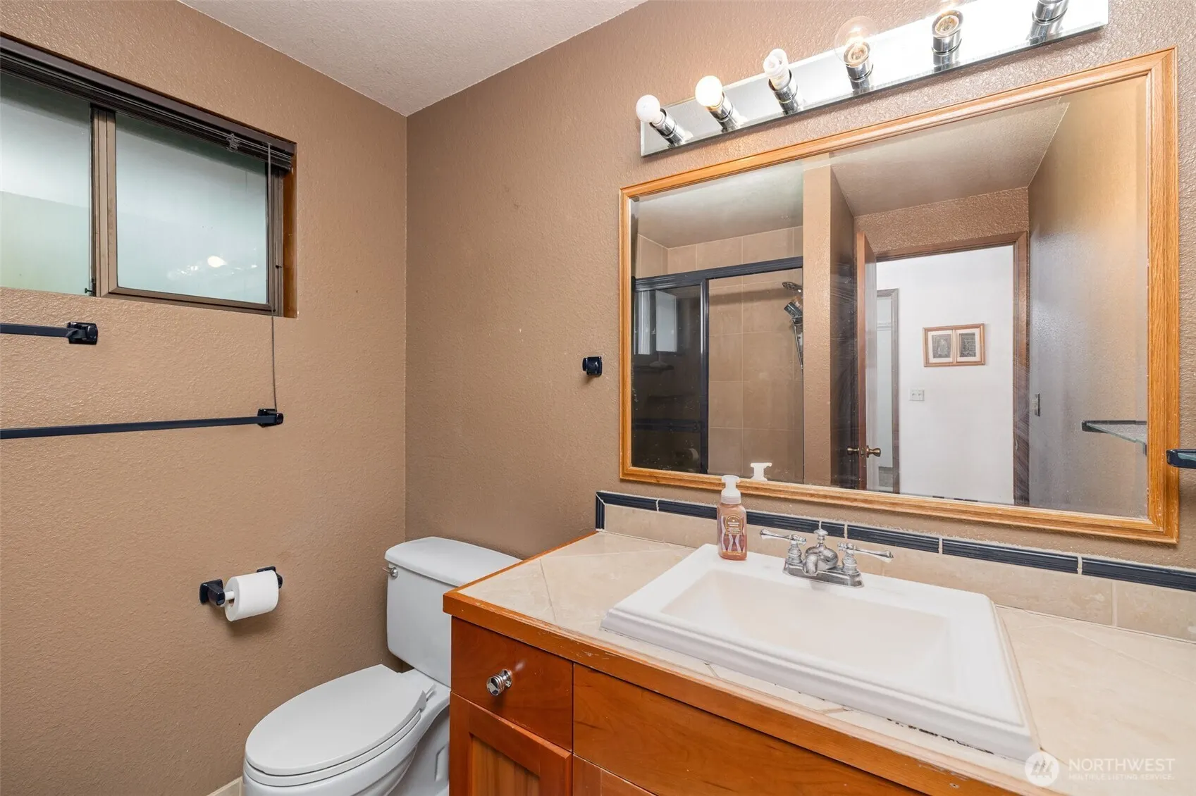 4153 SE 158th Avenue , Bellevue, WA 98006
