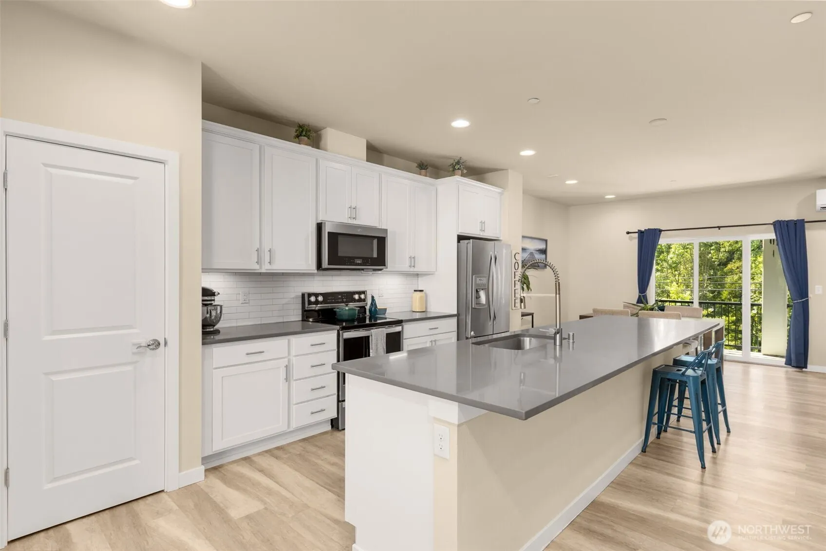 14715 Admiralty Way #A4, Lynnwood, WA 98087