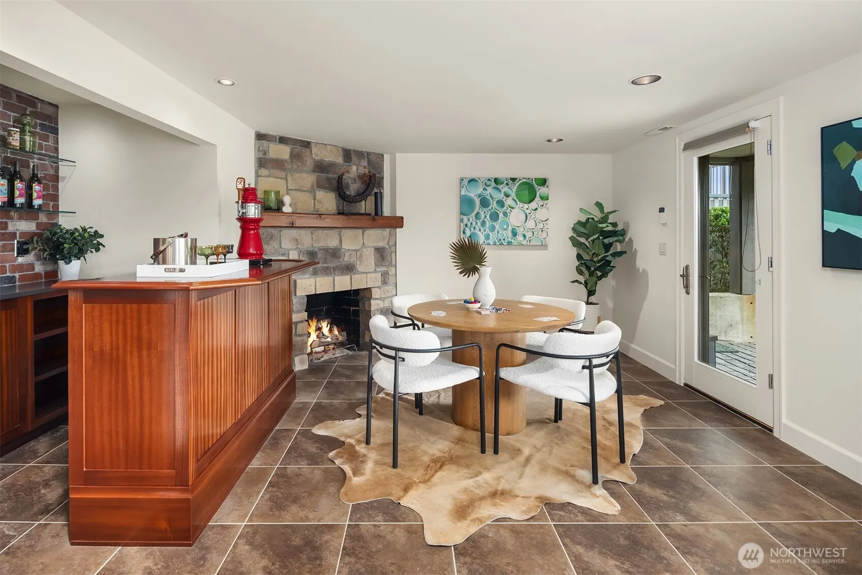 2471 42nd Avenue W, Seattle, WA 98199-3605