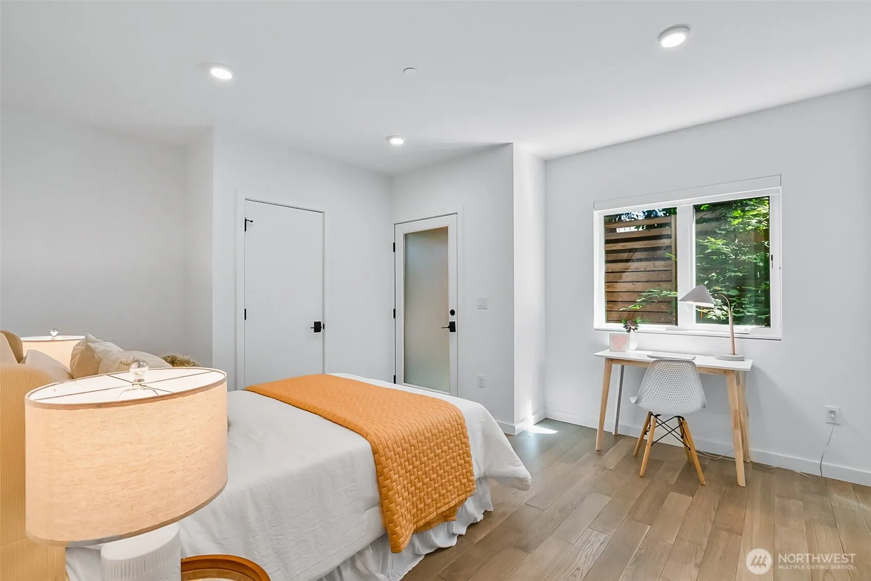 6562 Ravenna Avenue NE, Seattle, WA 98115
