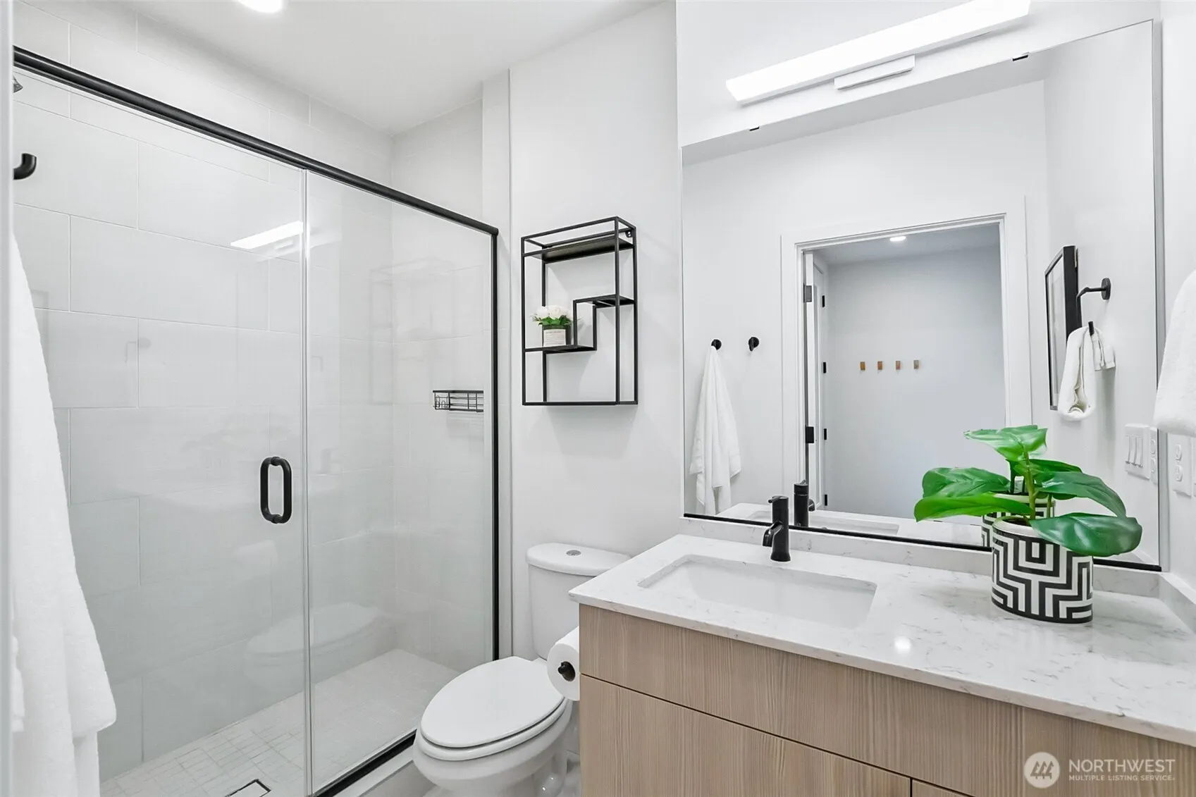 6562 Ravenna Avenue NE, Seattle, WA 98115