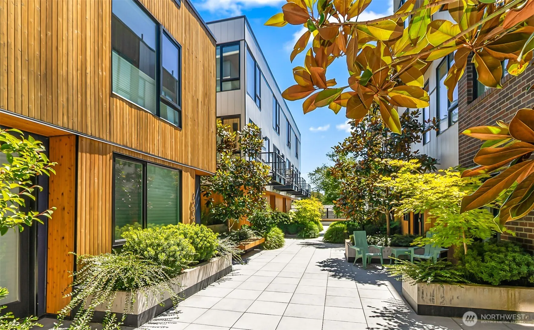 6562 Ravenna Avenue NE, Seattle, WA 98115
