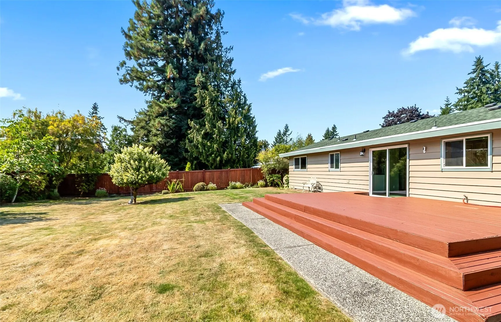 2104 201st Place SW, Lynnwood, WA 98036