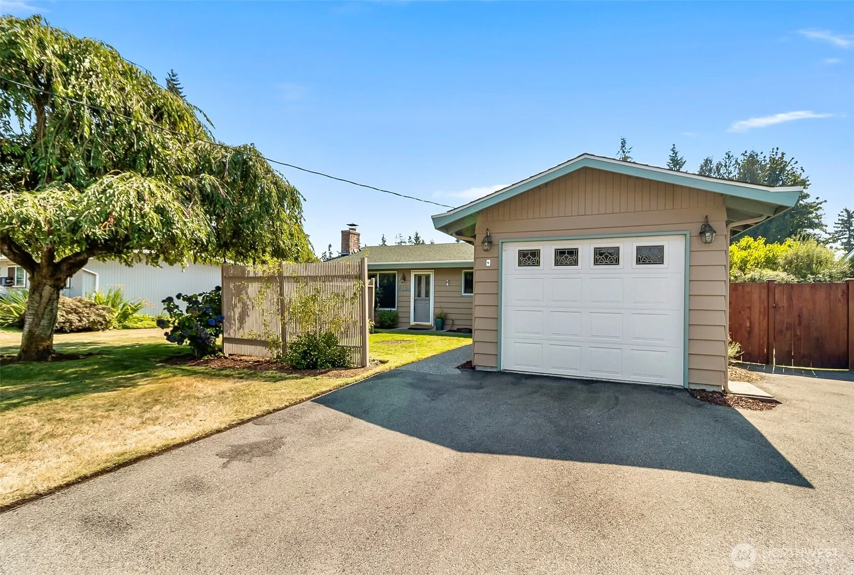 2104 201st Place SW, Lynnwood, WA 98036