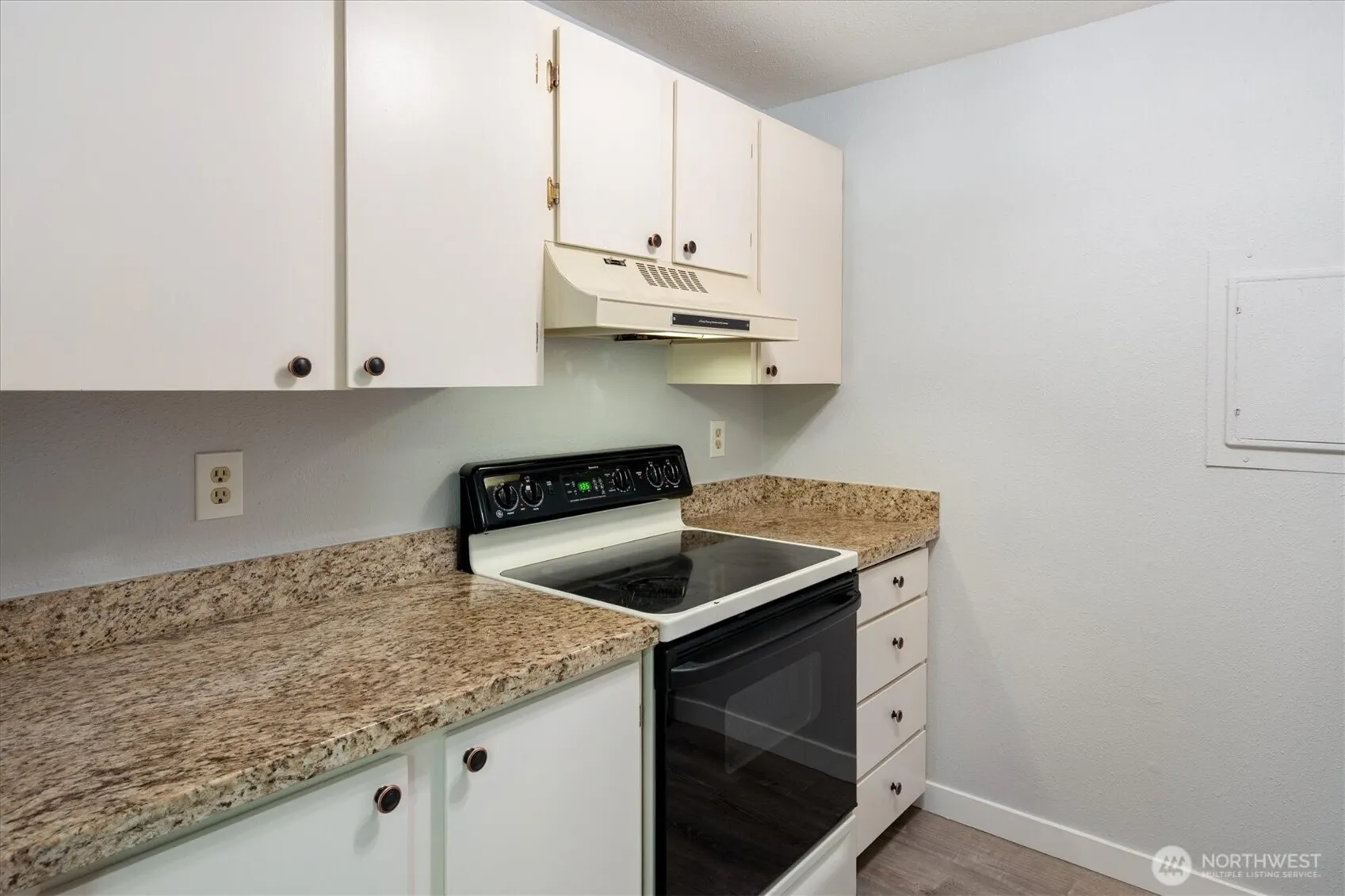 17515 149th Avenue SE #E3, Renton, WA 98058-4501