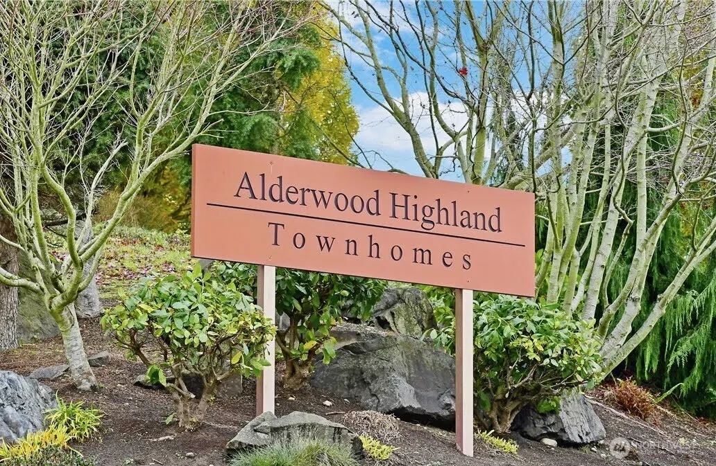 18502 W 36th Avenue #D, Lynnwood, WA 98037