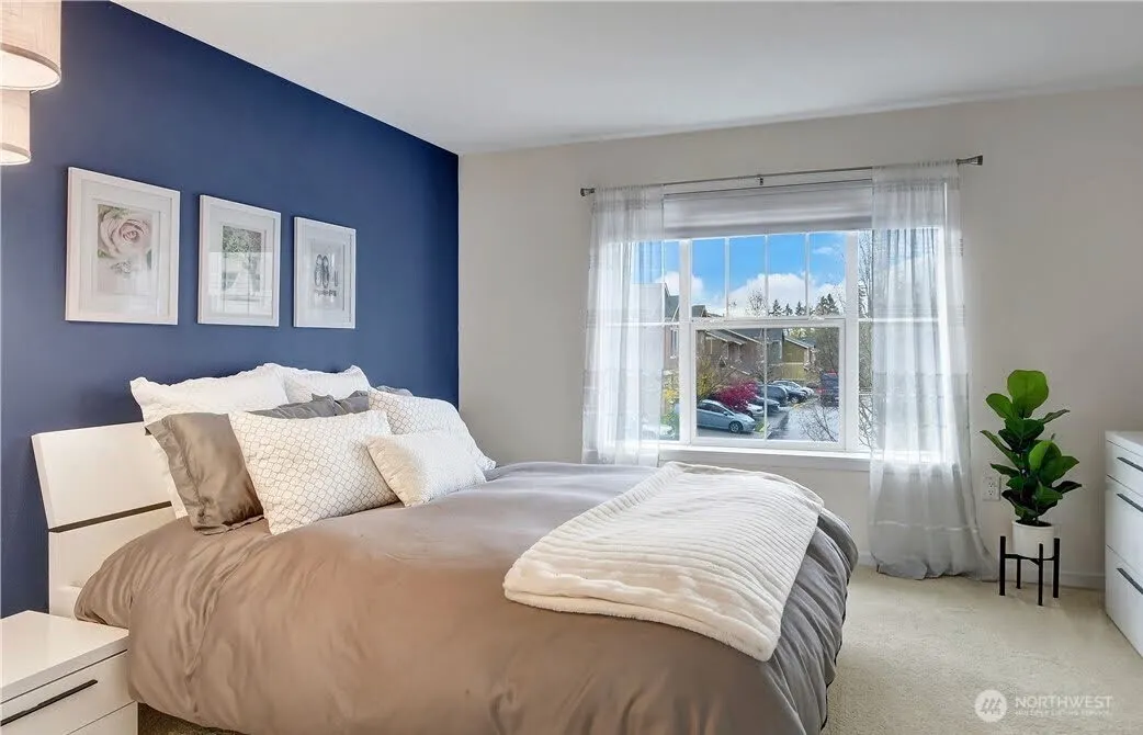 18502 W 36th Avenue #D, Lynnwood, WA 98037