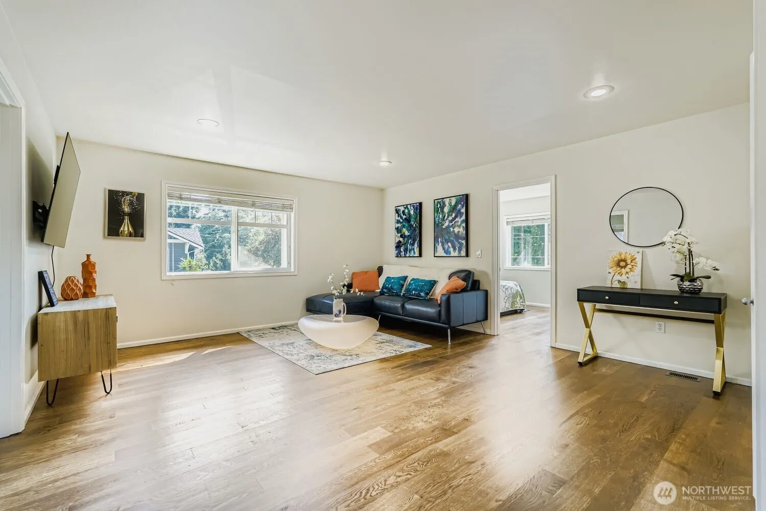 2312 108th Avenue SE, Bellevue, WA 98004