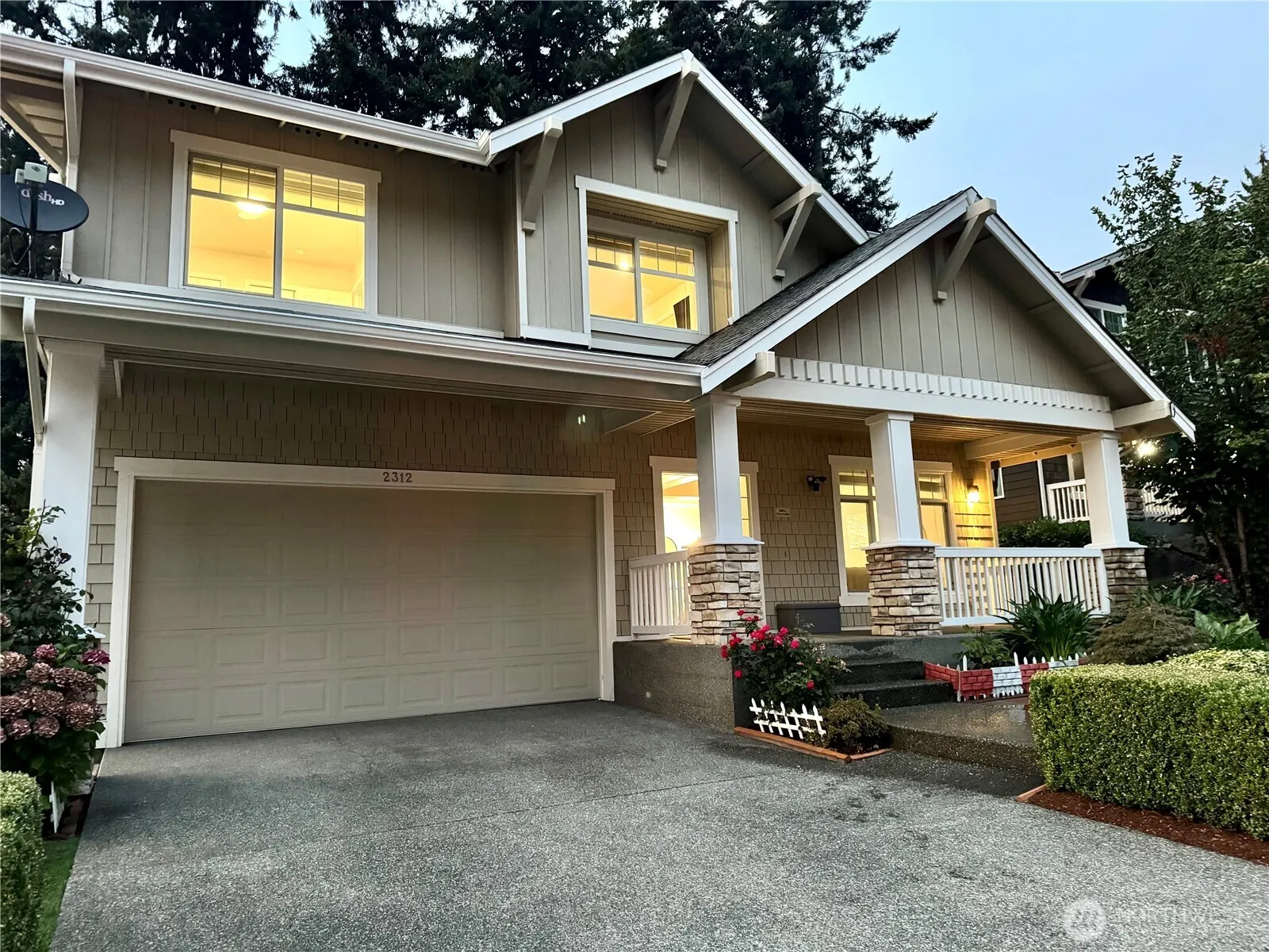 2312 108th Avenue SE, Bellevue, WA 98004