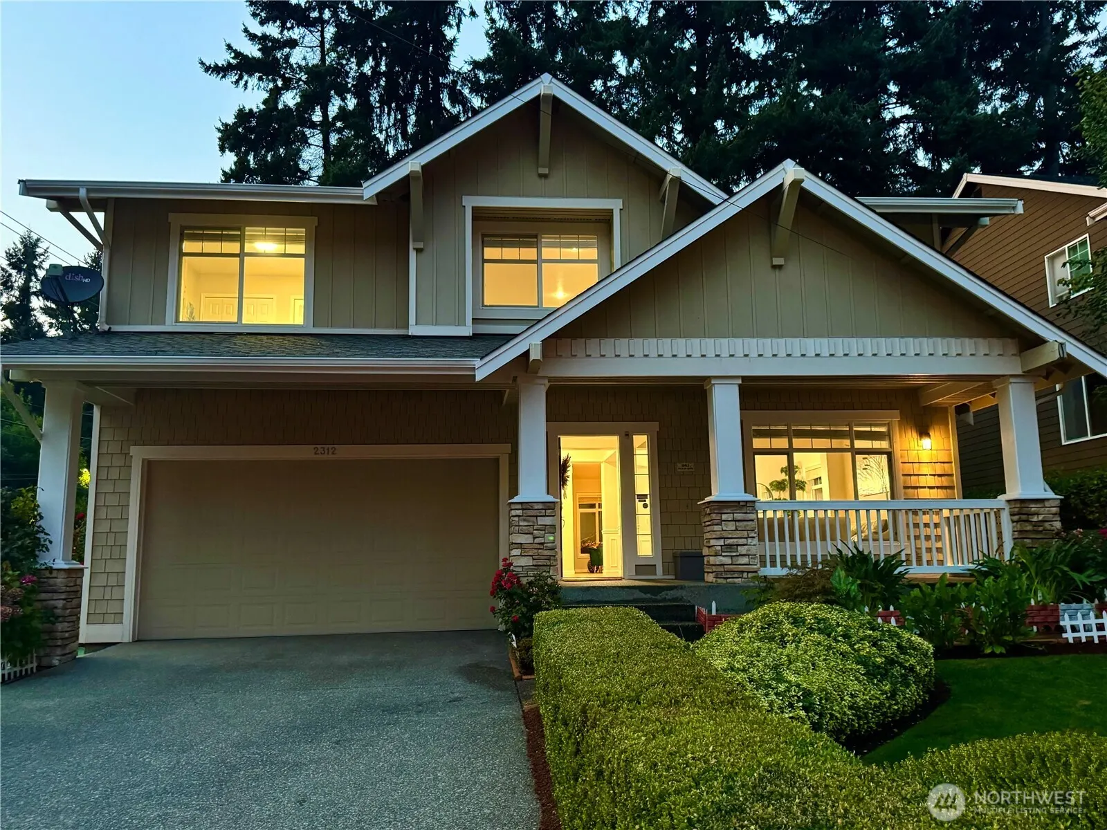 2312 108th Avenue SE, Bellevue, WA 98004