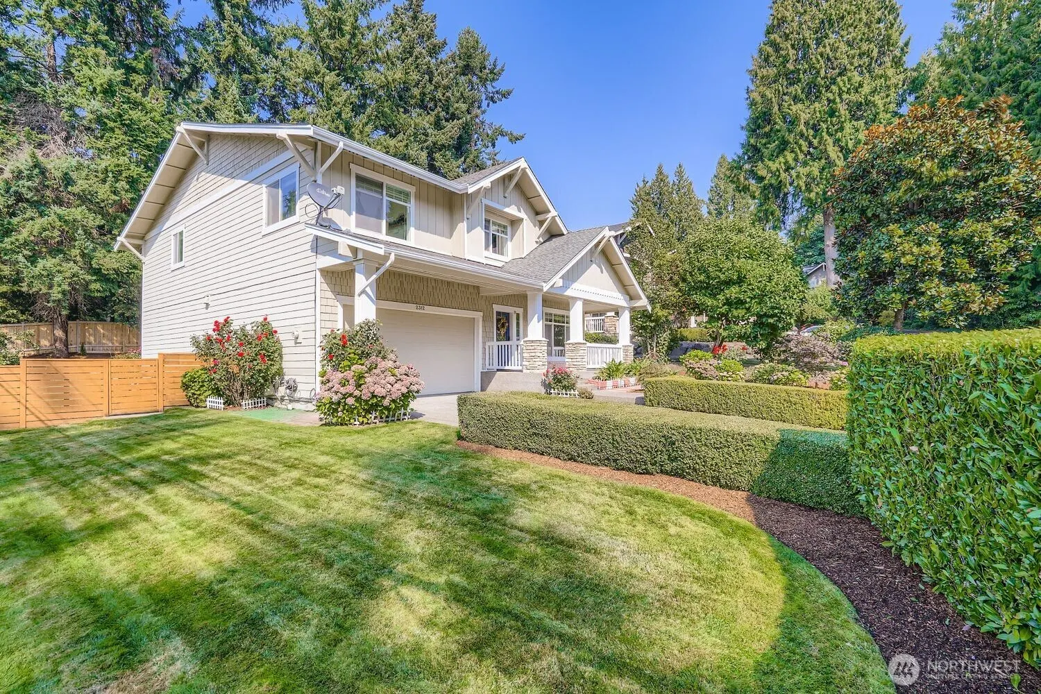 2312 108th Avenue SE, Bellevue, WA 98004
