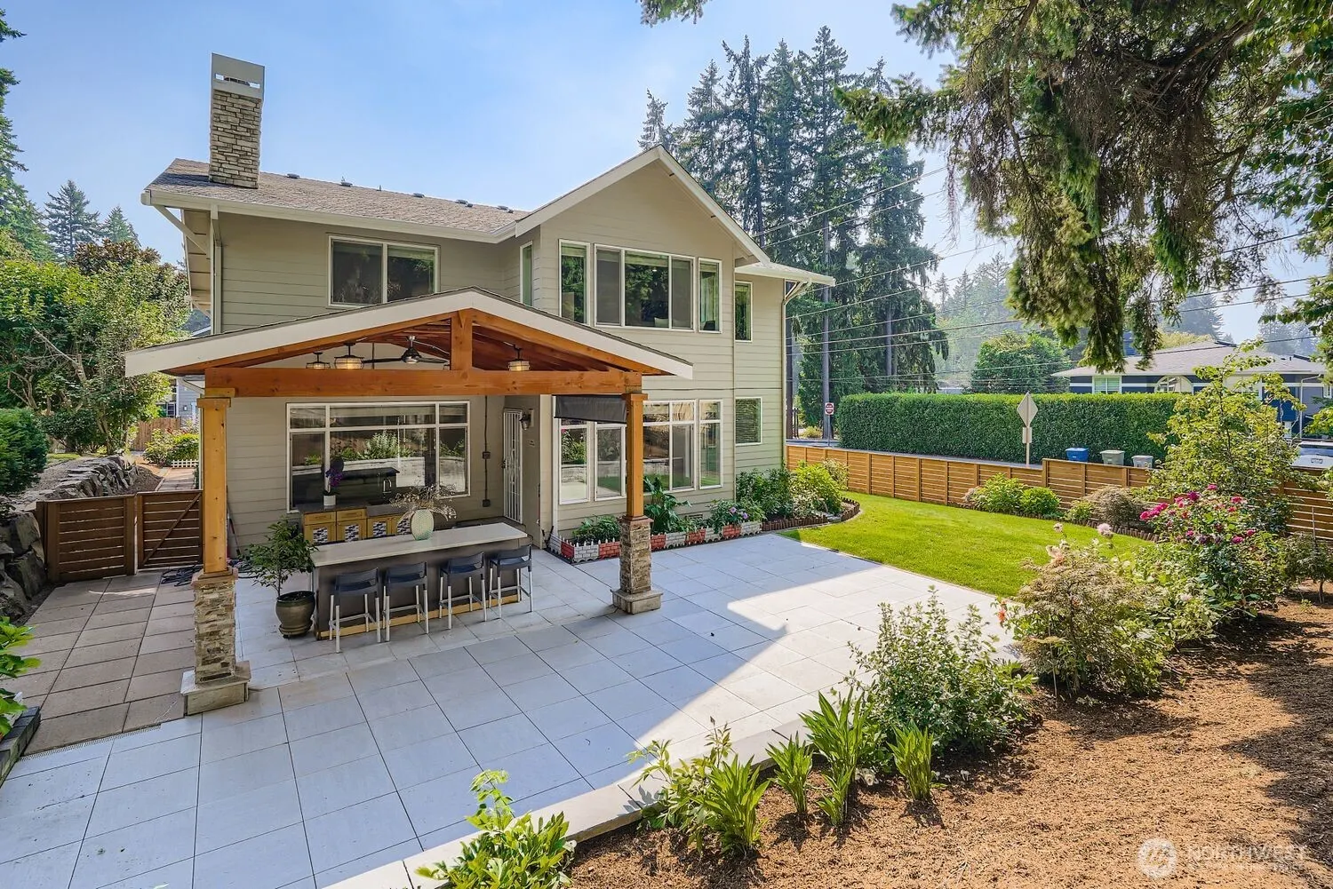 2312 108th Avenue SE, Bellevue, WA 98004