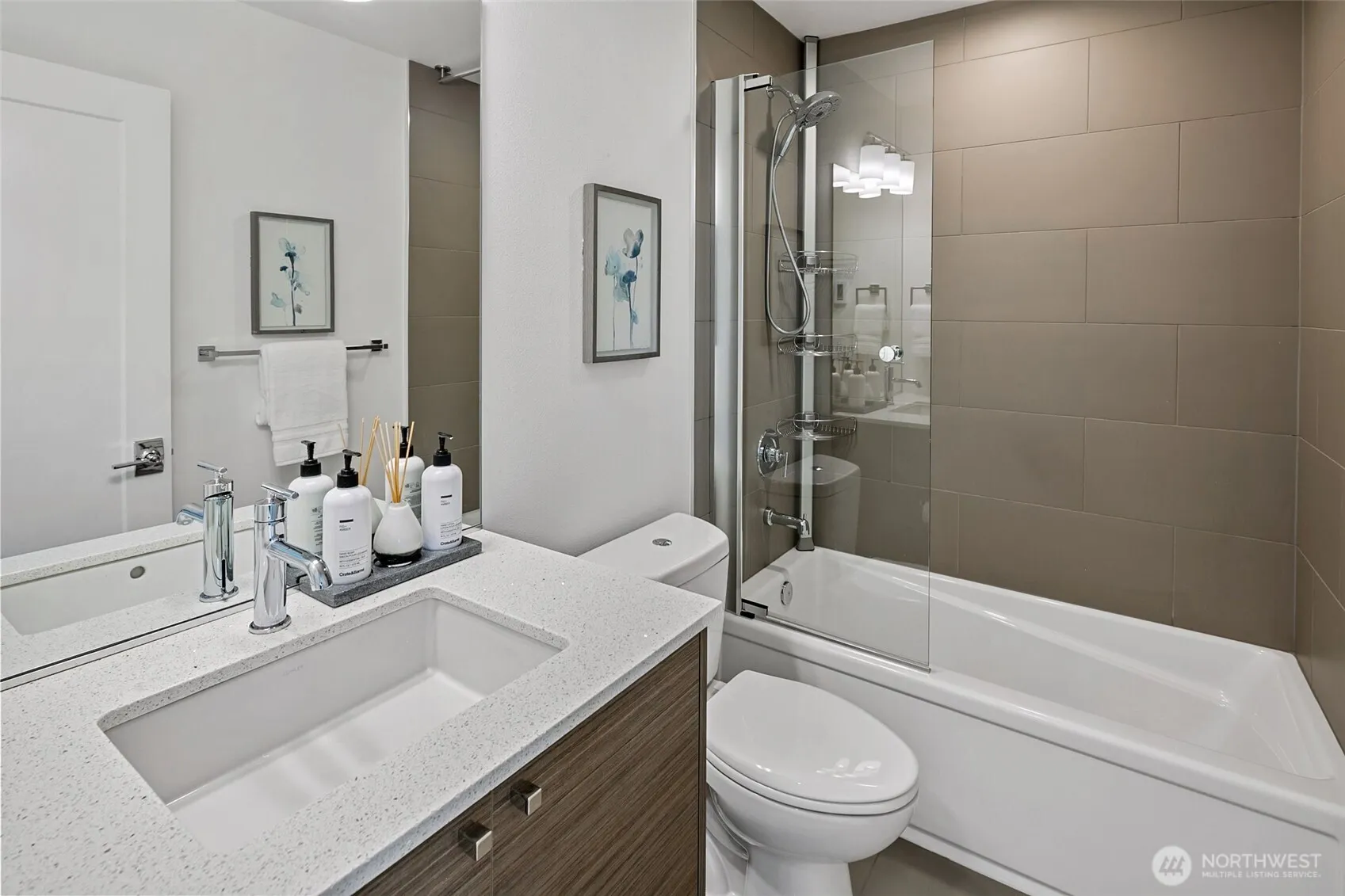3531 Wallingford Avenue N, Seattle, WA 98103
