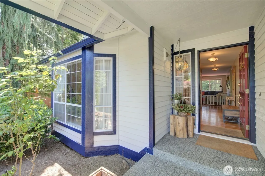 13201 NE 69th Way , Redmond, WA 98052